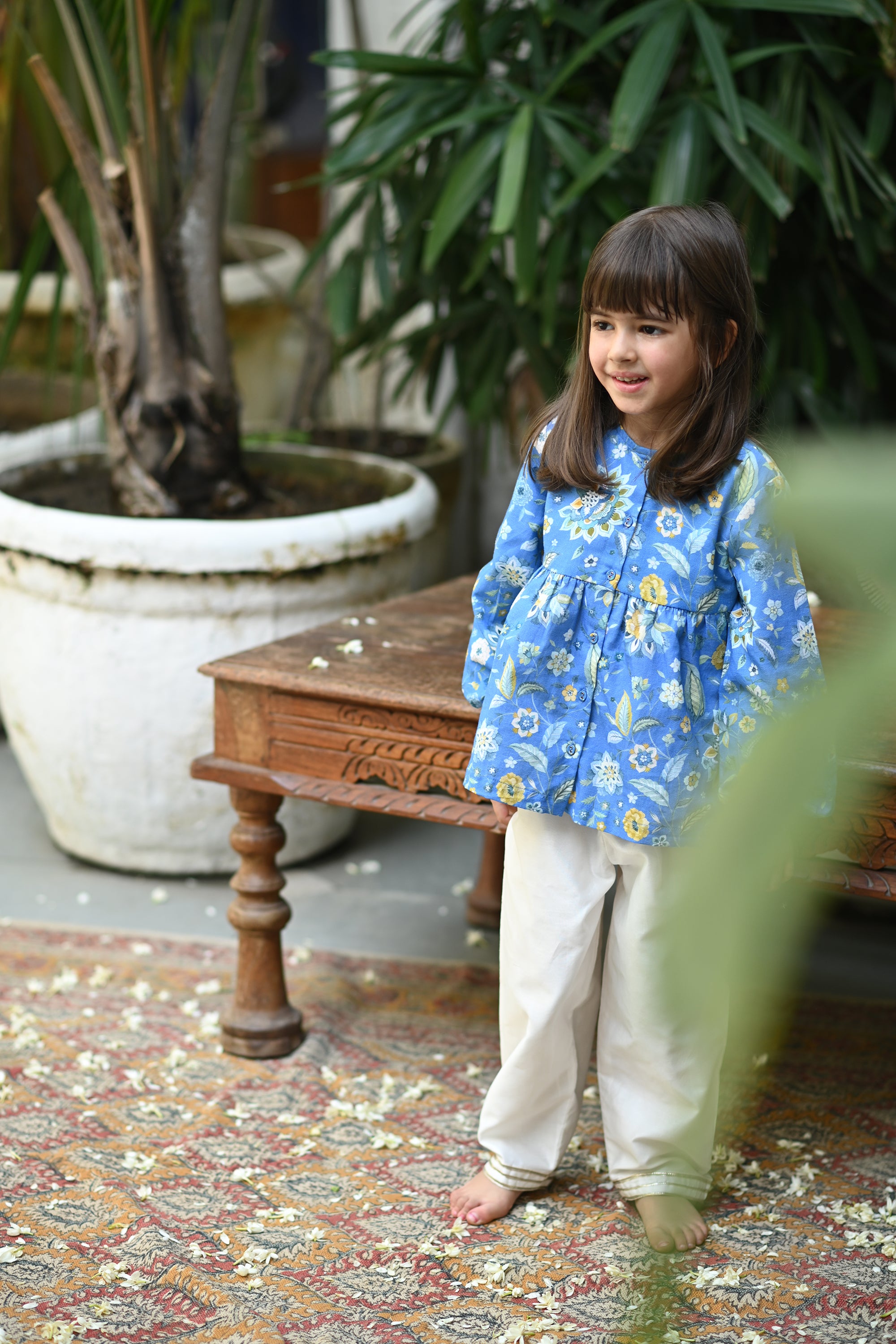 Ojas Set-Sky Blue Chintz