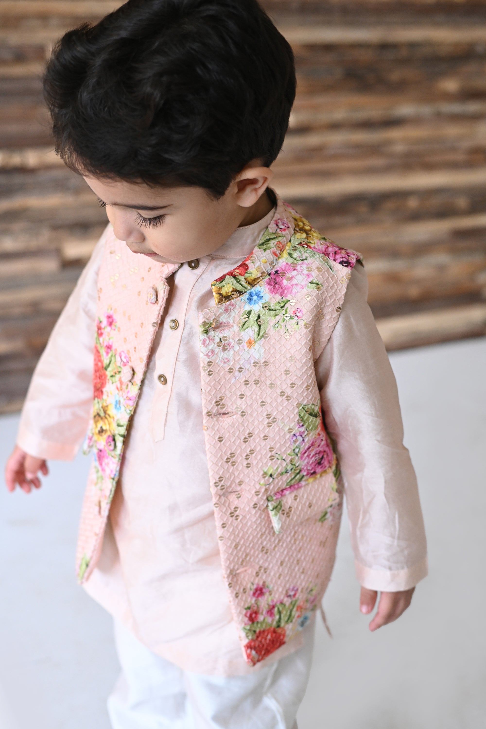 Abeer Bandhi, Kurta And Pyjama Set-Light Pink Floral Bunch