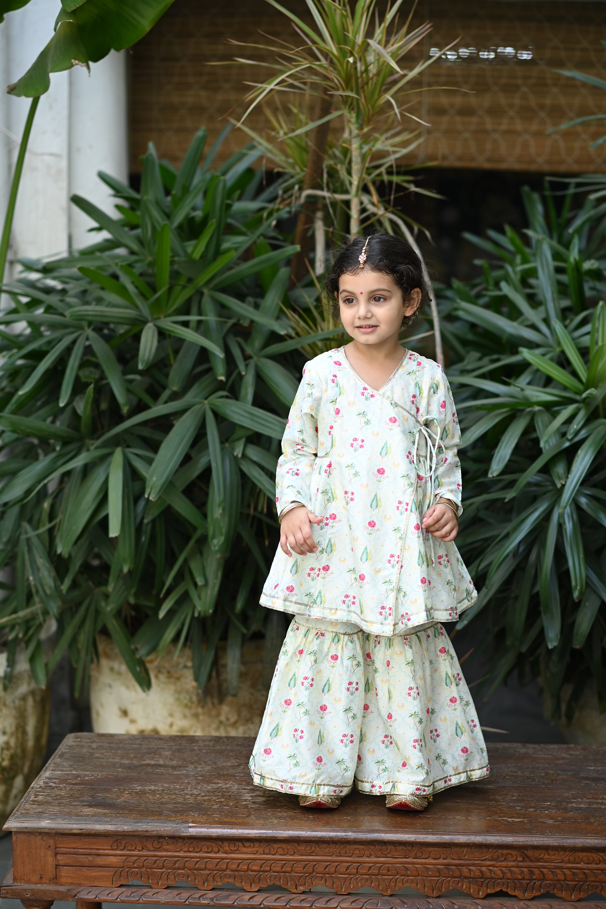 Divya Angrakha Set - White Periyaar