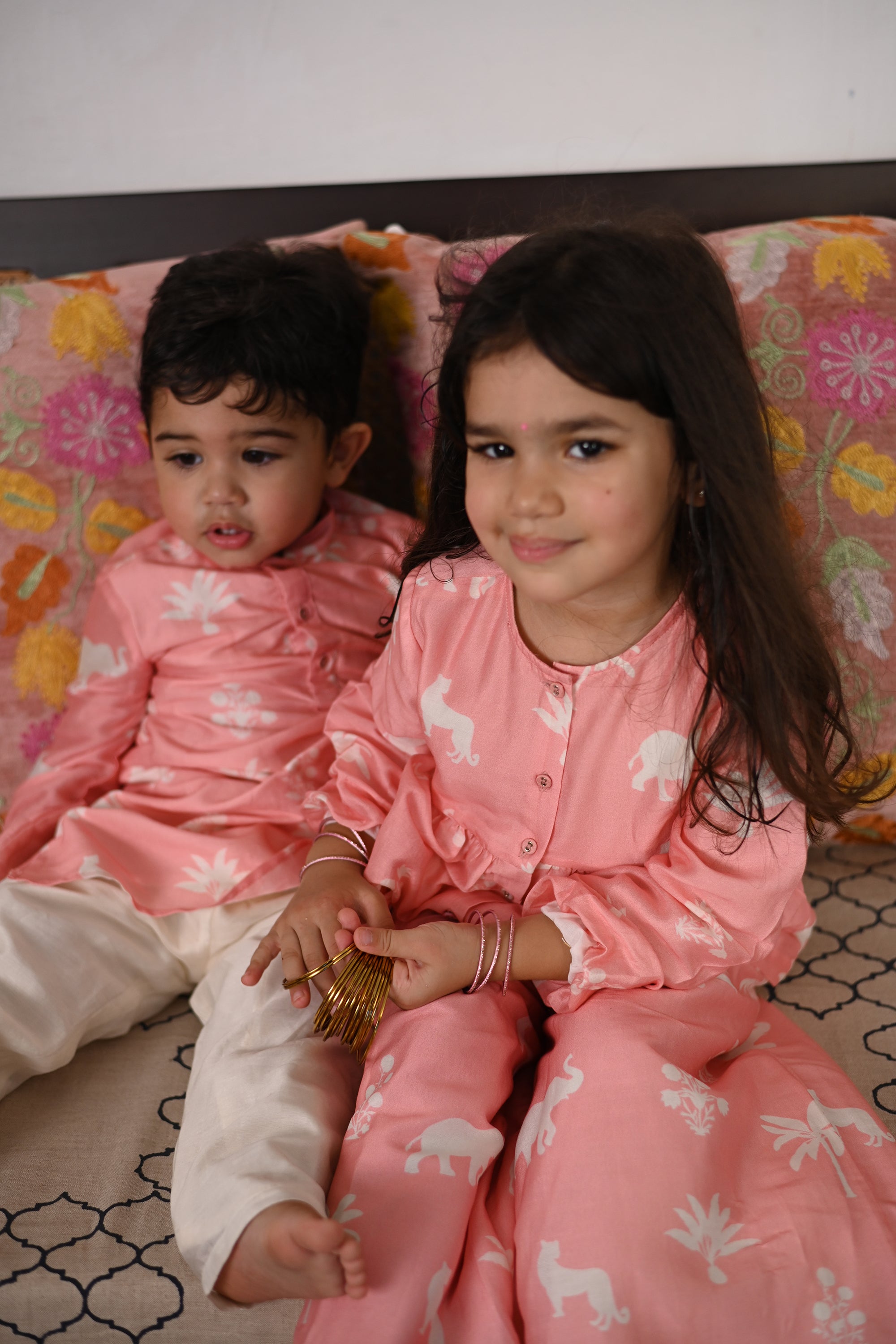Ojas Set - Pink Palm Serenade
