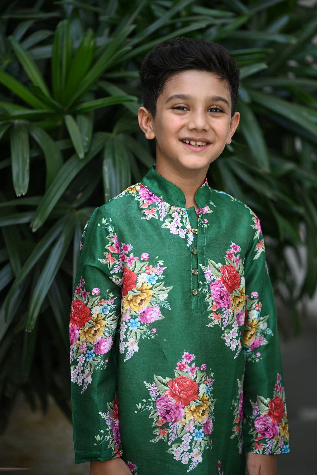 Viraaj Kurta And Pyjama Set-Green Floral Bunch