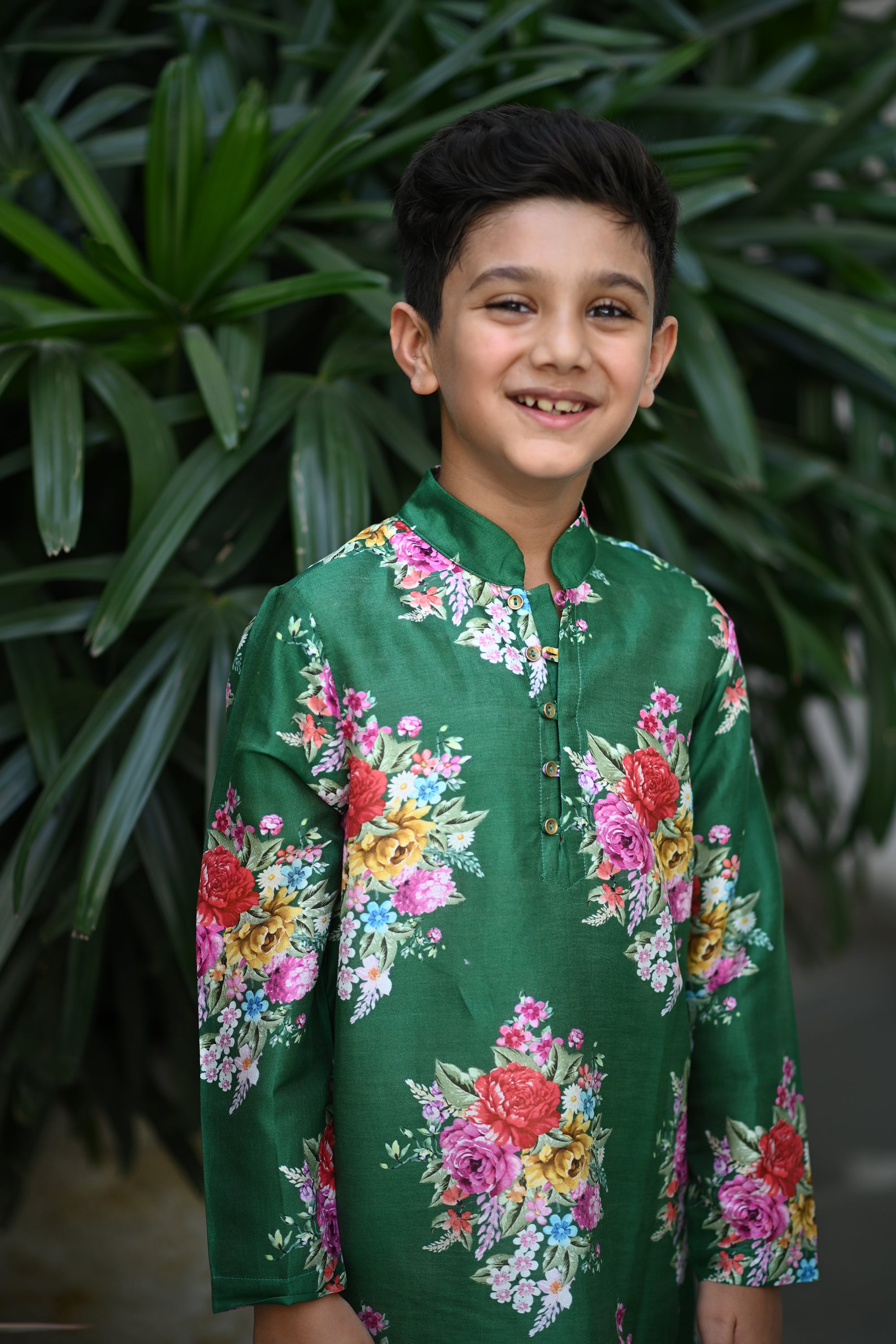 Viraaj Kurta And Pyjama Set-Green Floral Bunch