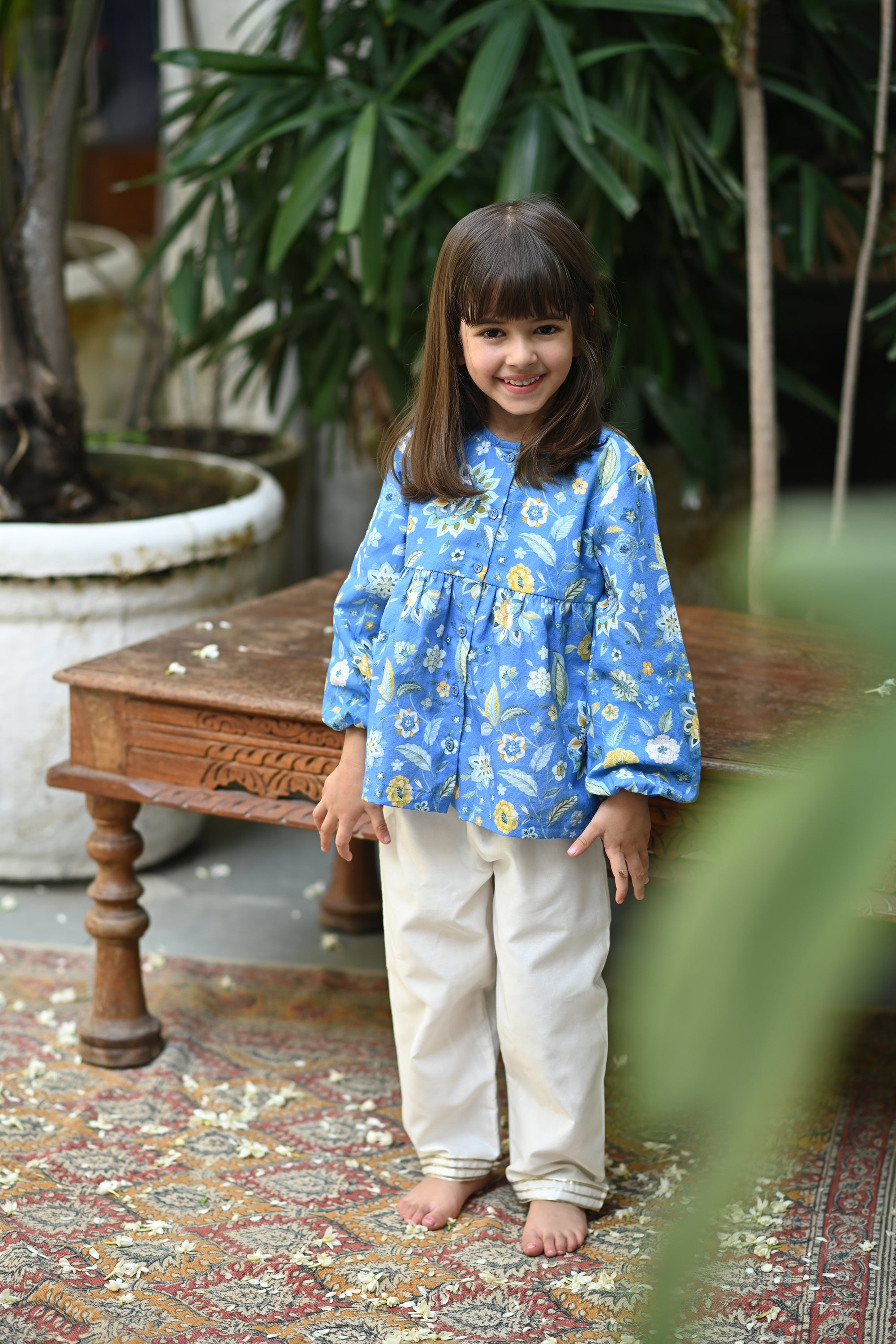 Ojas Set-Sky Blue Chintz