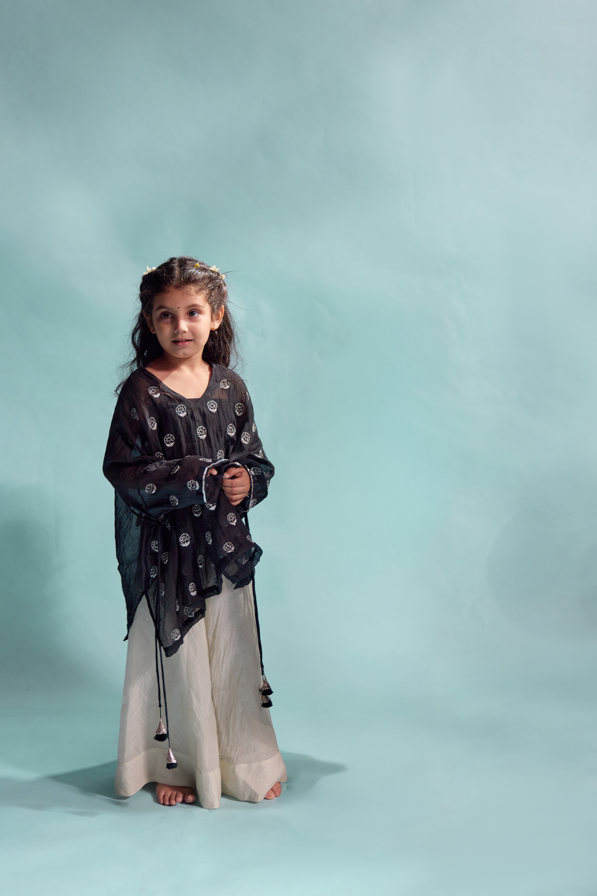 Chaand Chakor Kaftaan Set 001