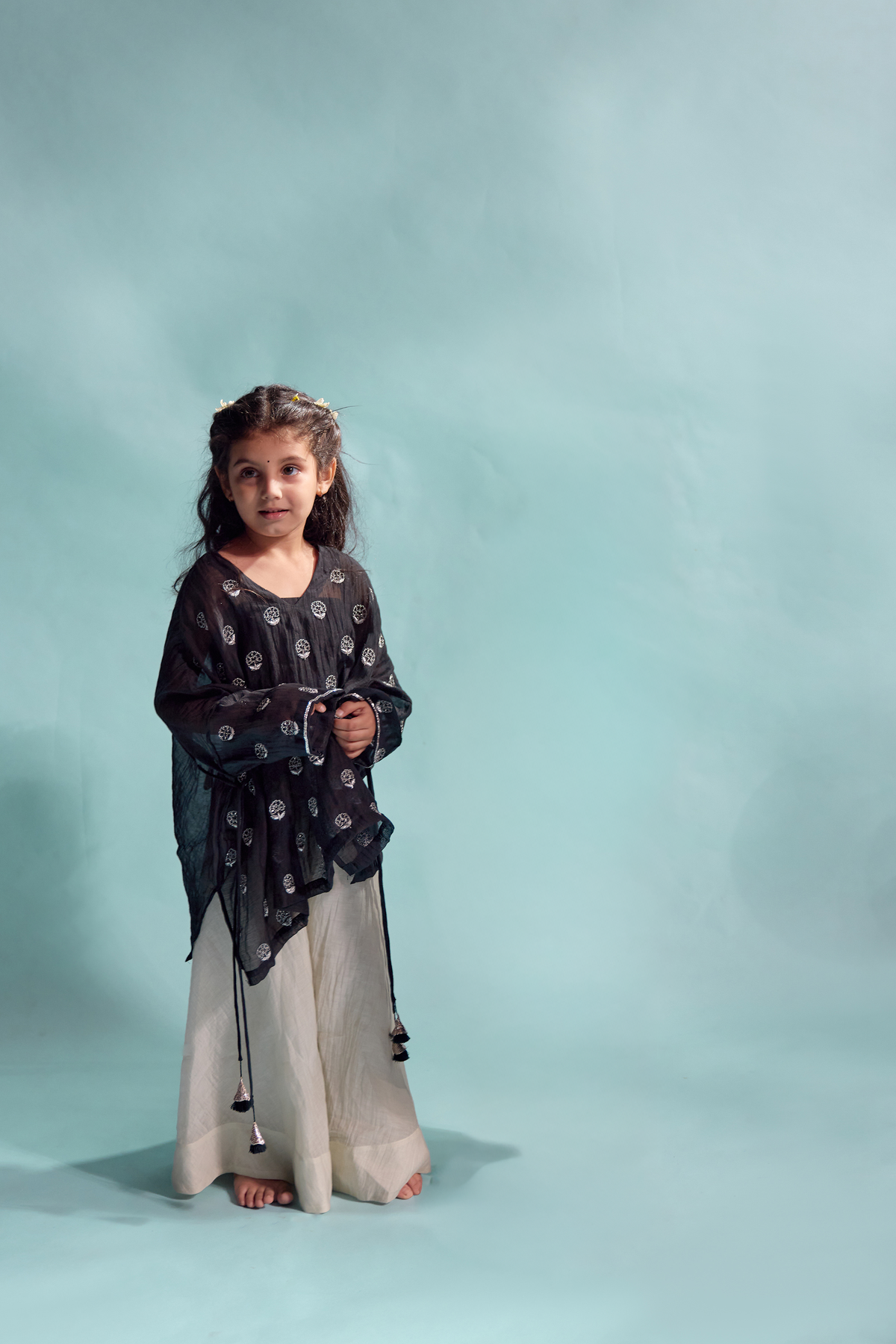 Chaand Chakor Kaftaan Set 001