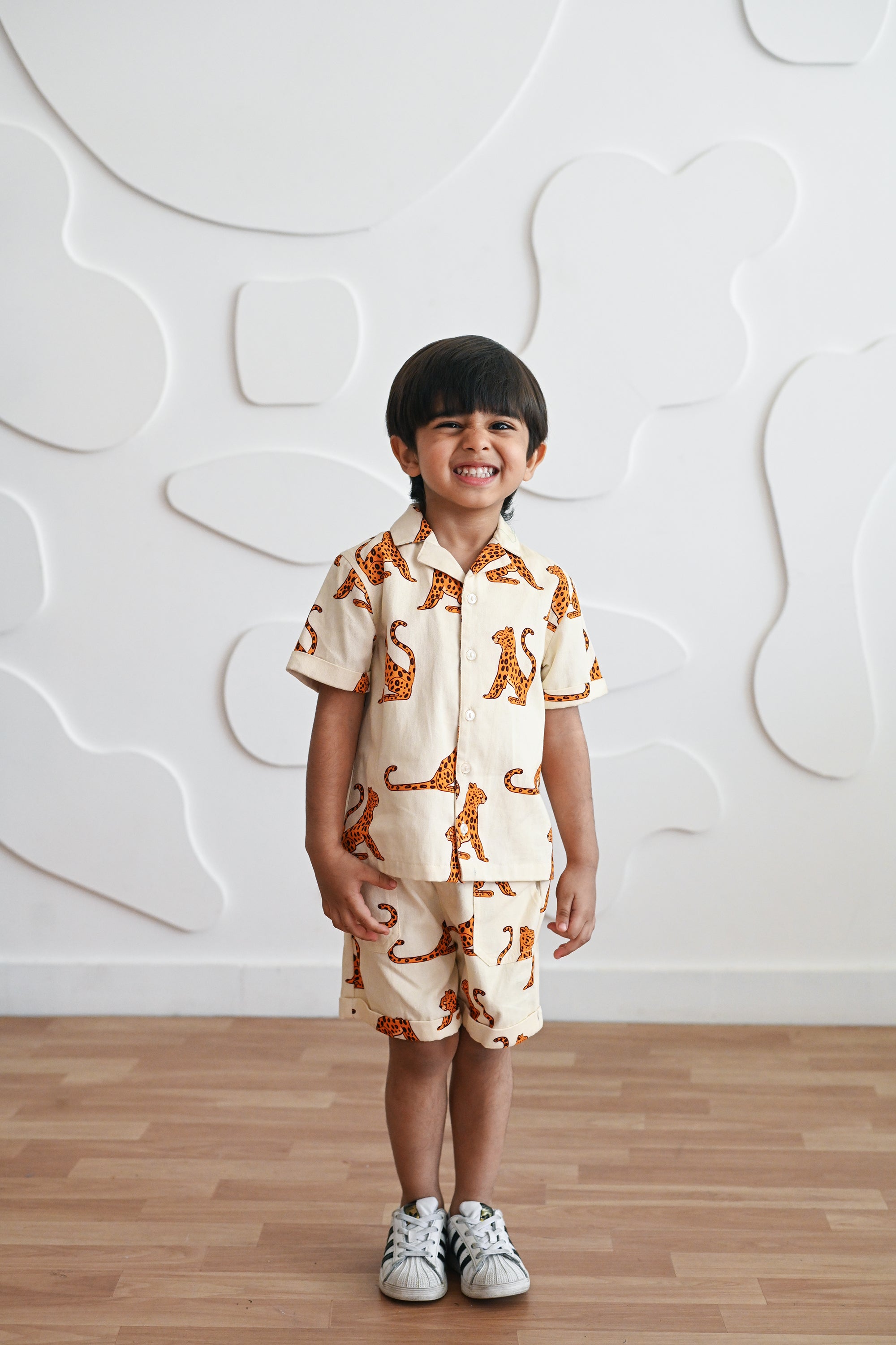 Eyrefield set- White Leo