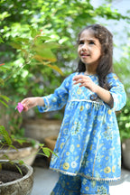 Rhea Gharara Set-Sky Blue Chintz