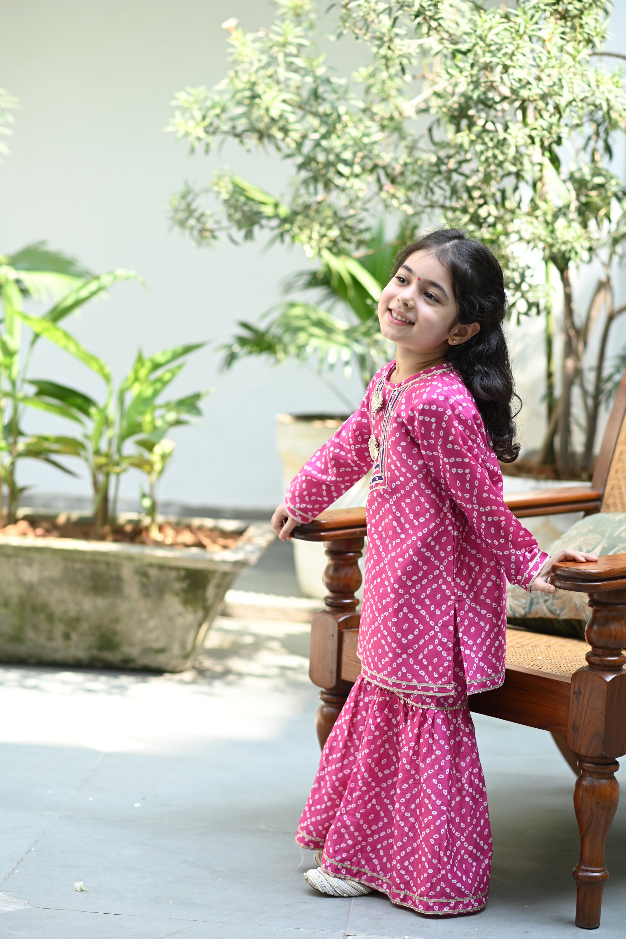 Vera Gharara Set-Pink Bandhini