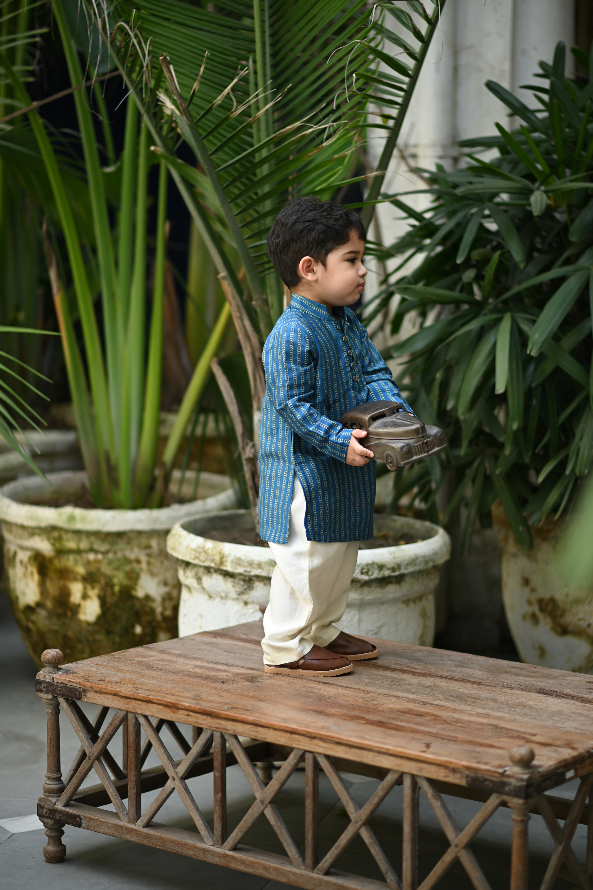 Udayveer Kurta And Pyjama Set- Indigo Stripe