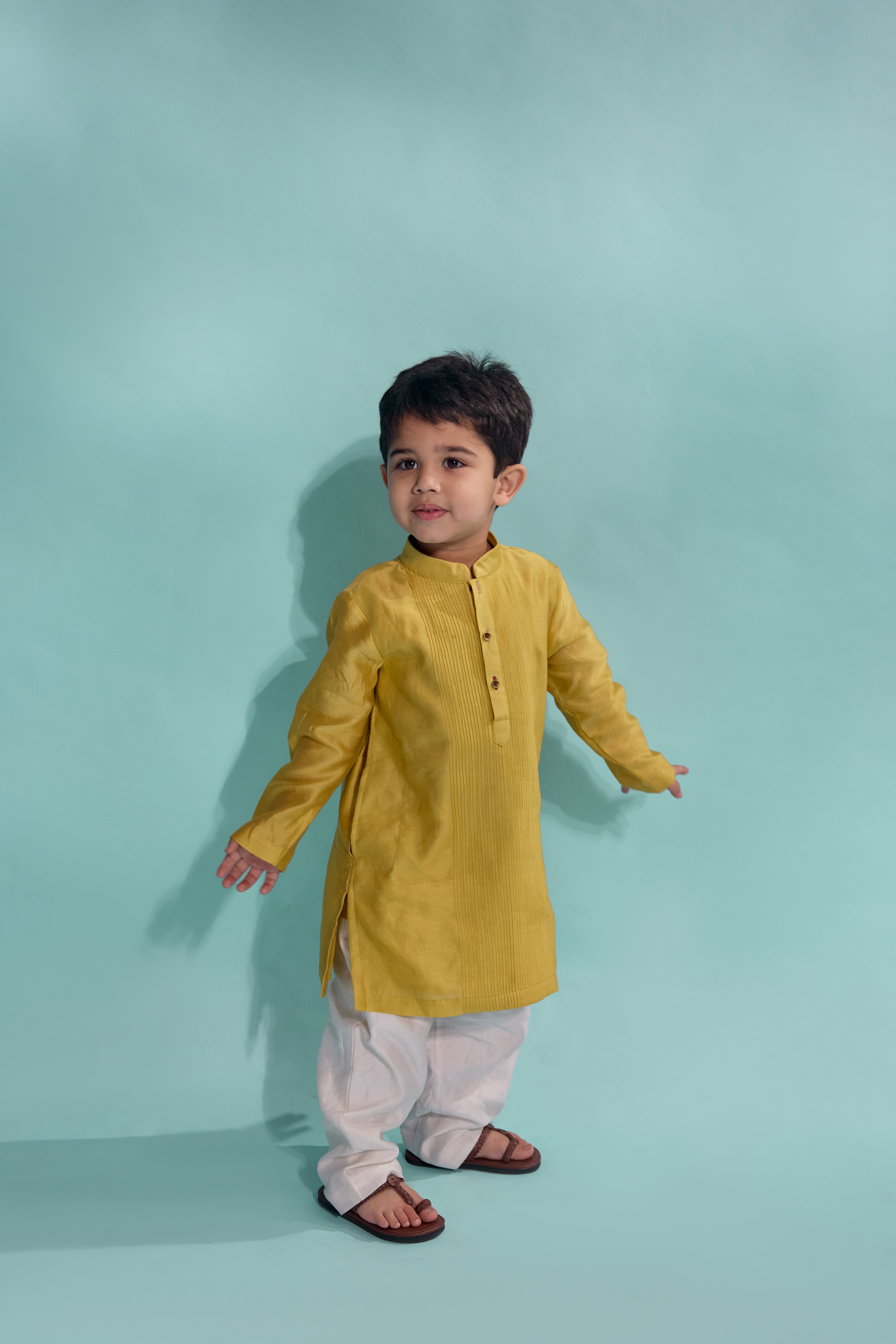 Gud Paara Kurta Set