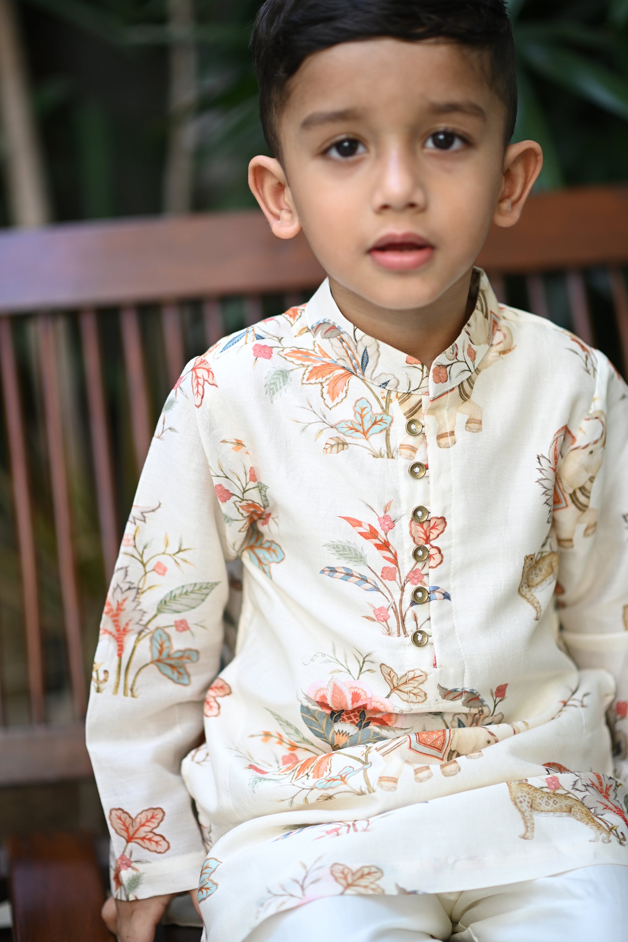 Sabr Kurta And Pyjama Set- Cream Haathi