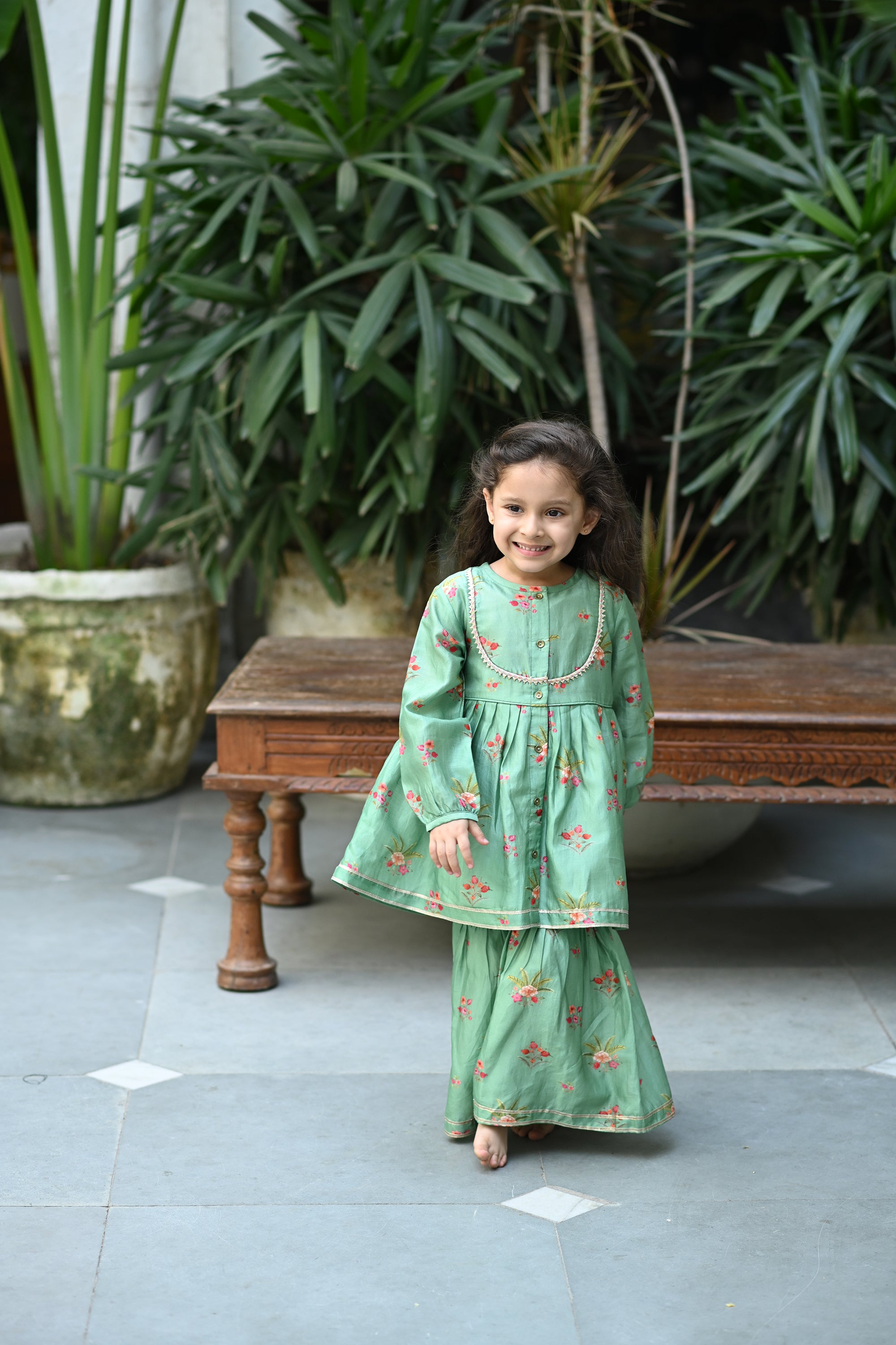 Sukhmani Set - Mint Anaar Bagh