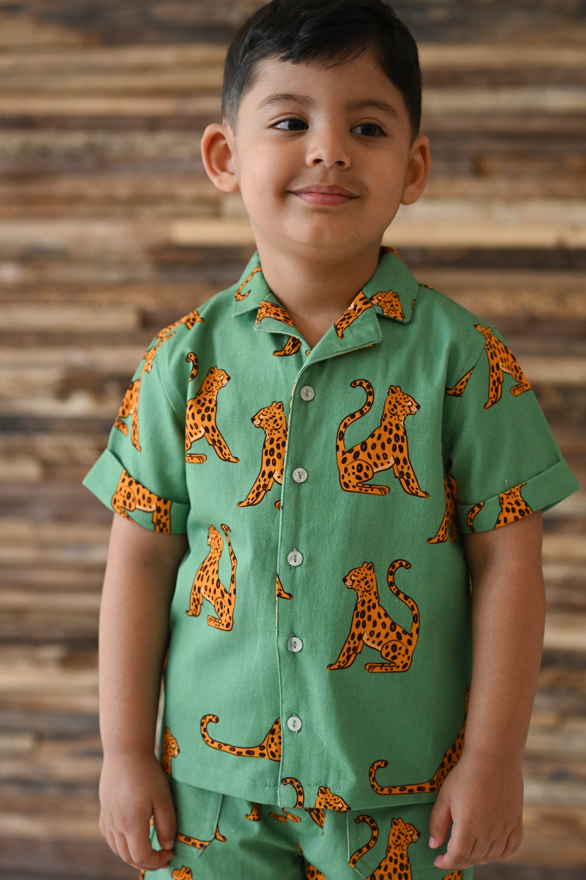 Eyrefield set- Green Leo