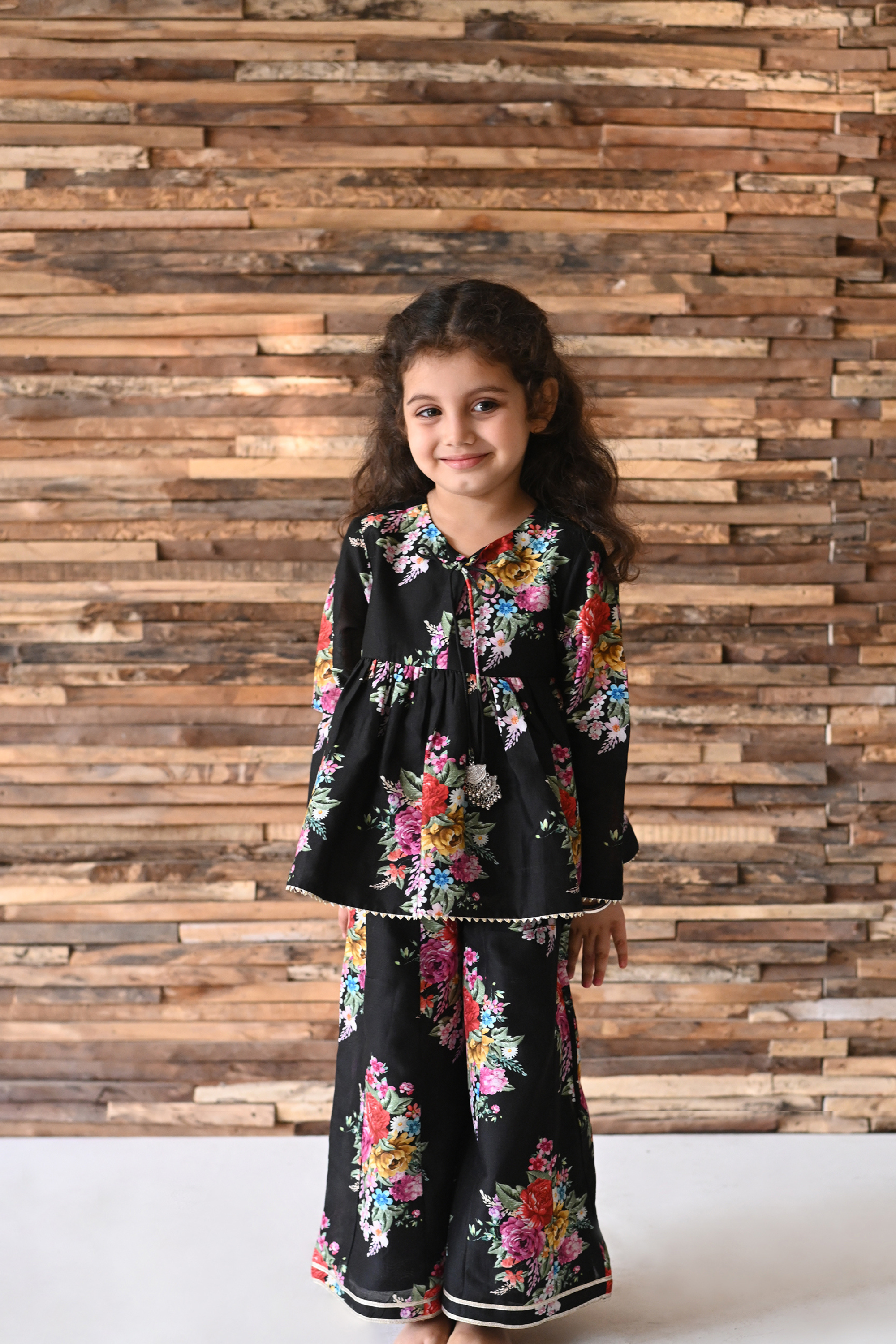 Gulneet Sharara Set - Black Phool Angan