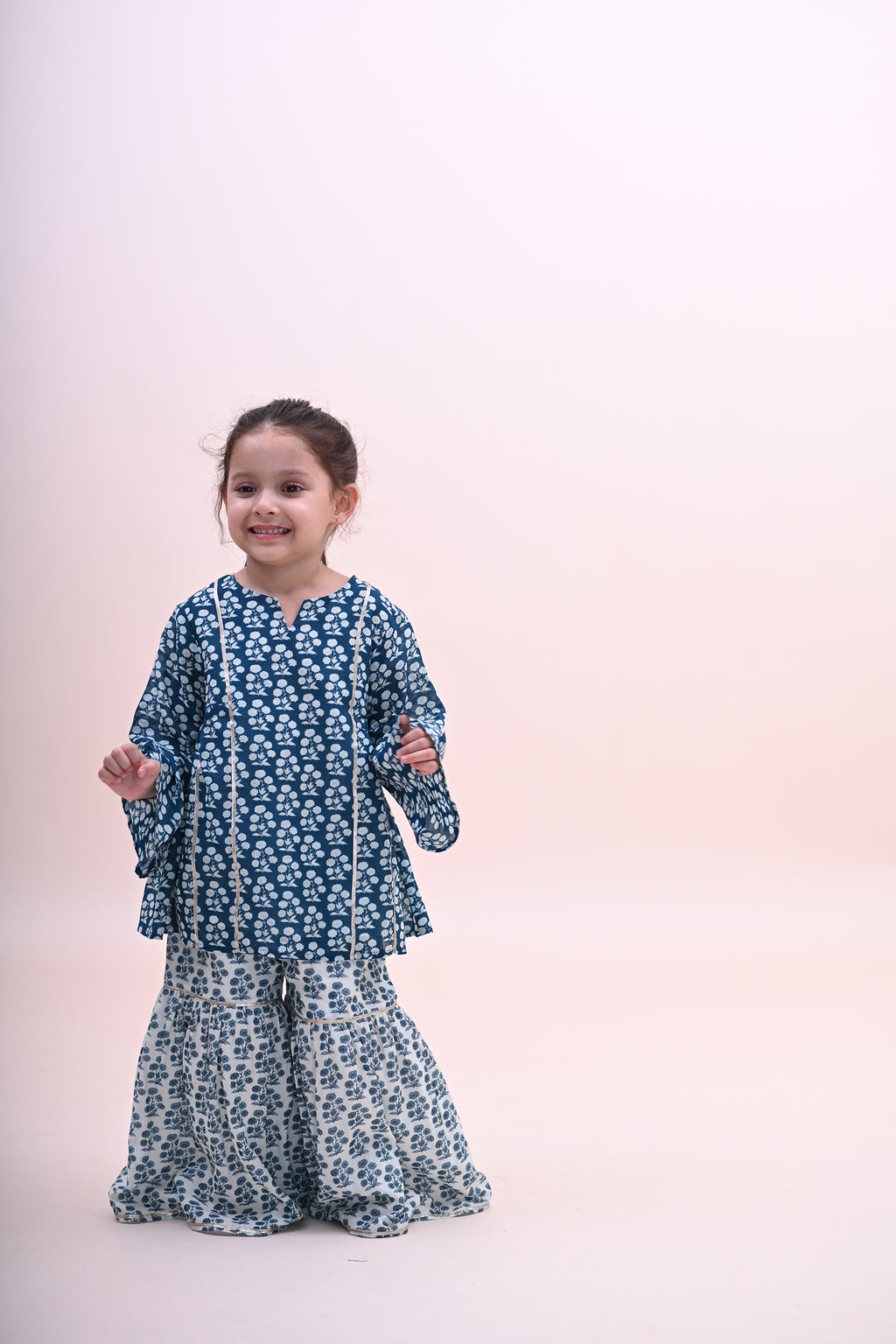 Tara Gharara Set - Dark Navy Rumi