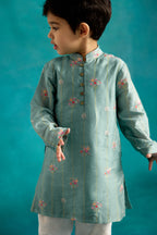 Paan Rekh Chitthi Kurta Set