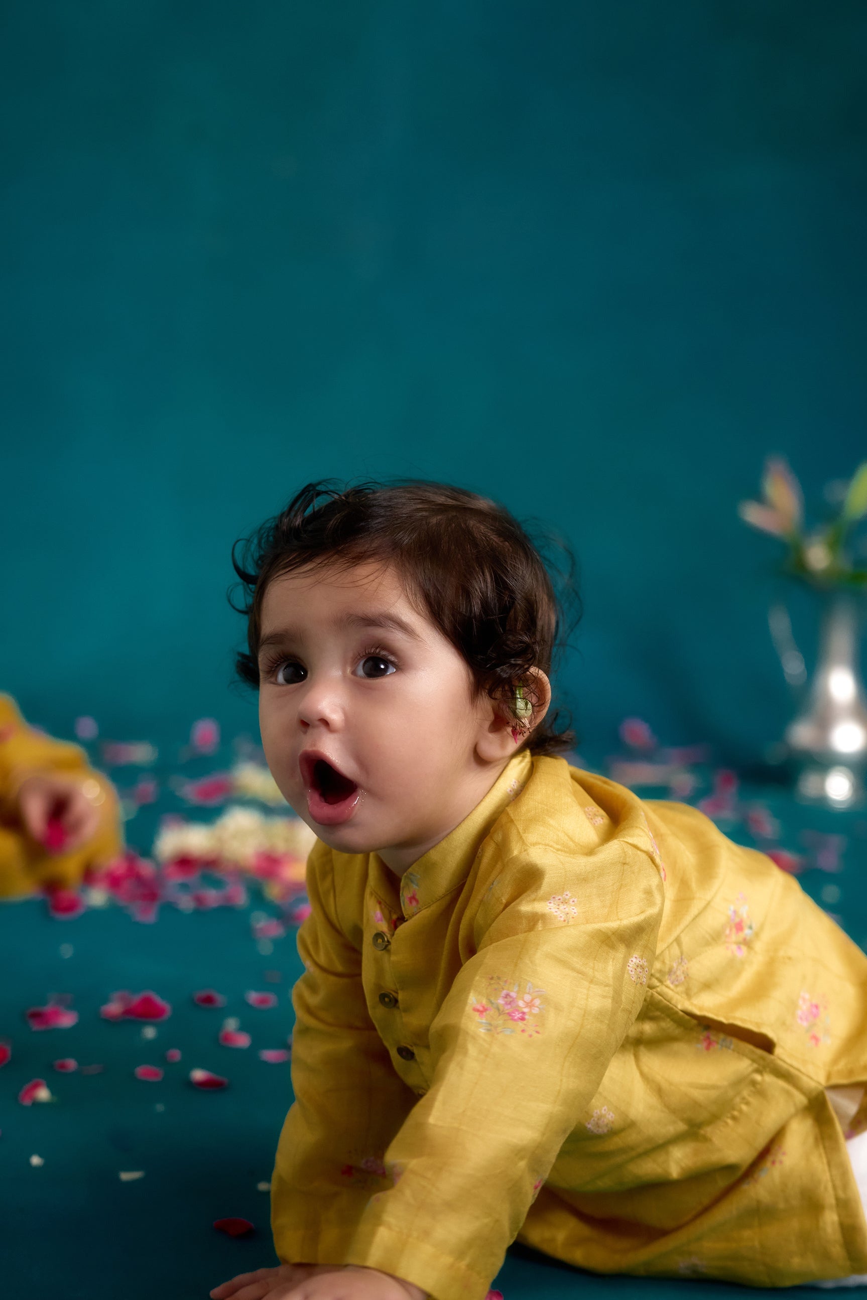 Neembu Rekh Chitthi Kurta Set