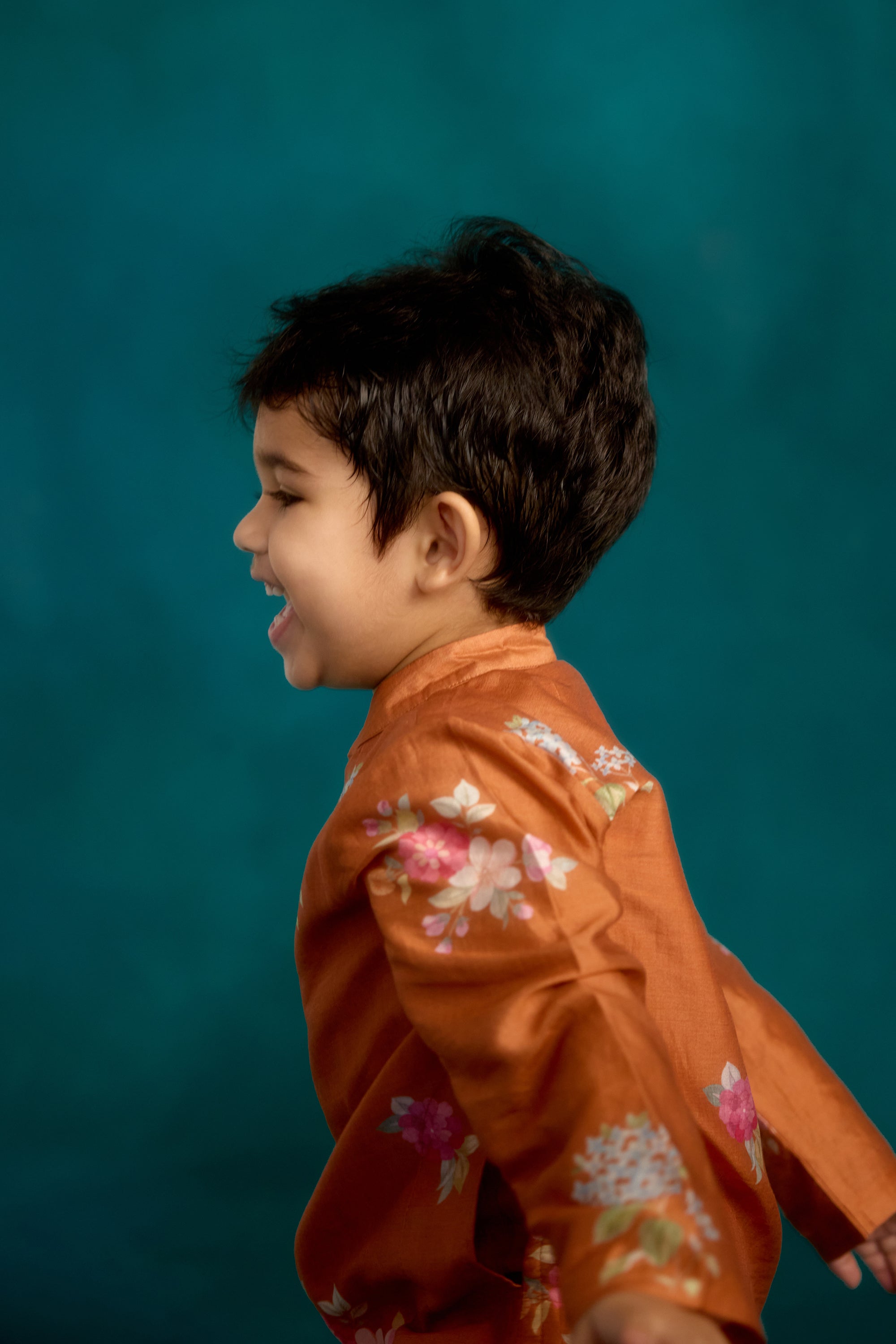 Kesar Chitthi Kurta Set