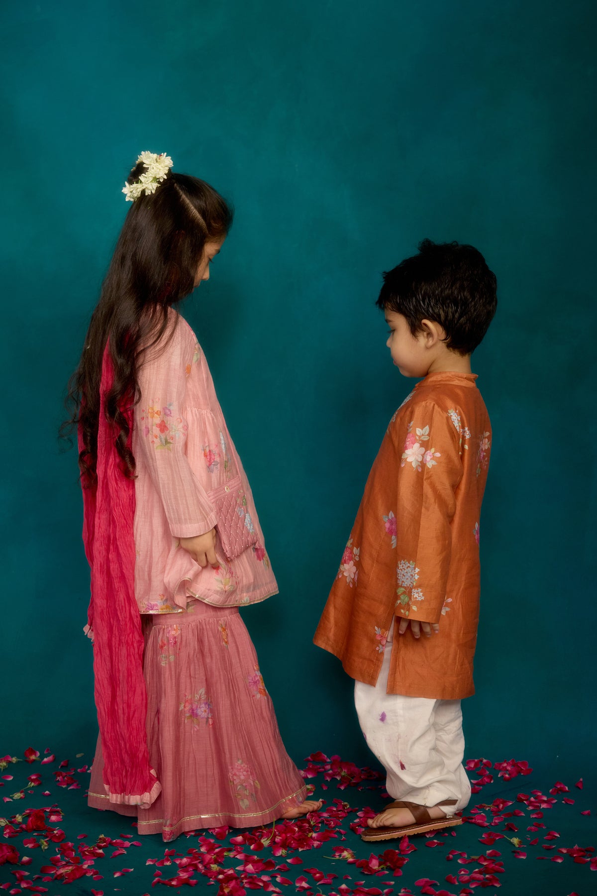 Kesar Chitthi Kurta Set
