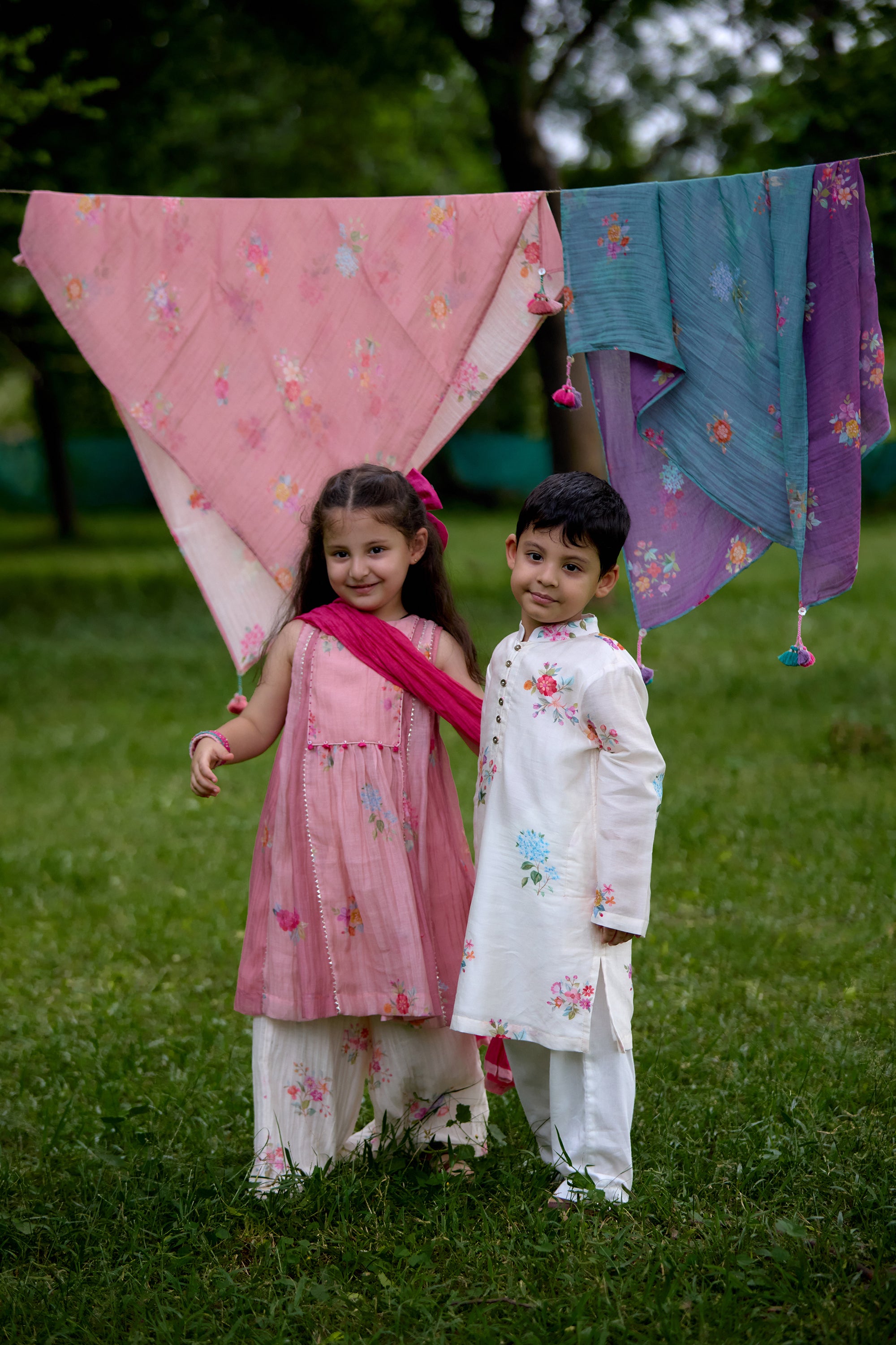 Naariyal Chitthi Kurta Set