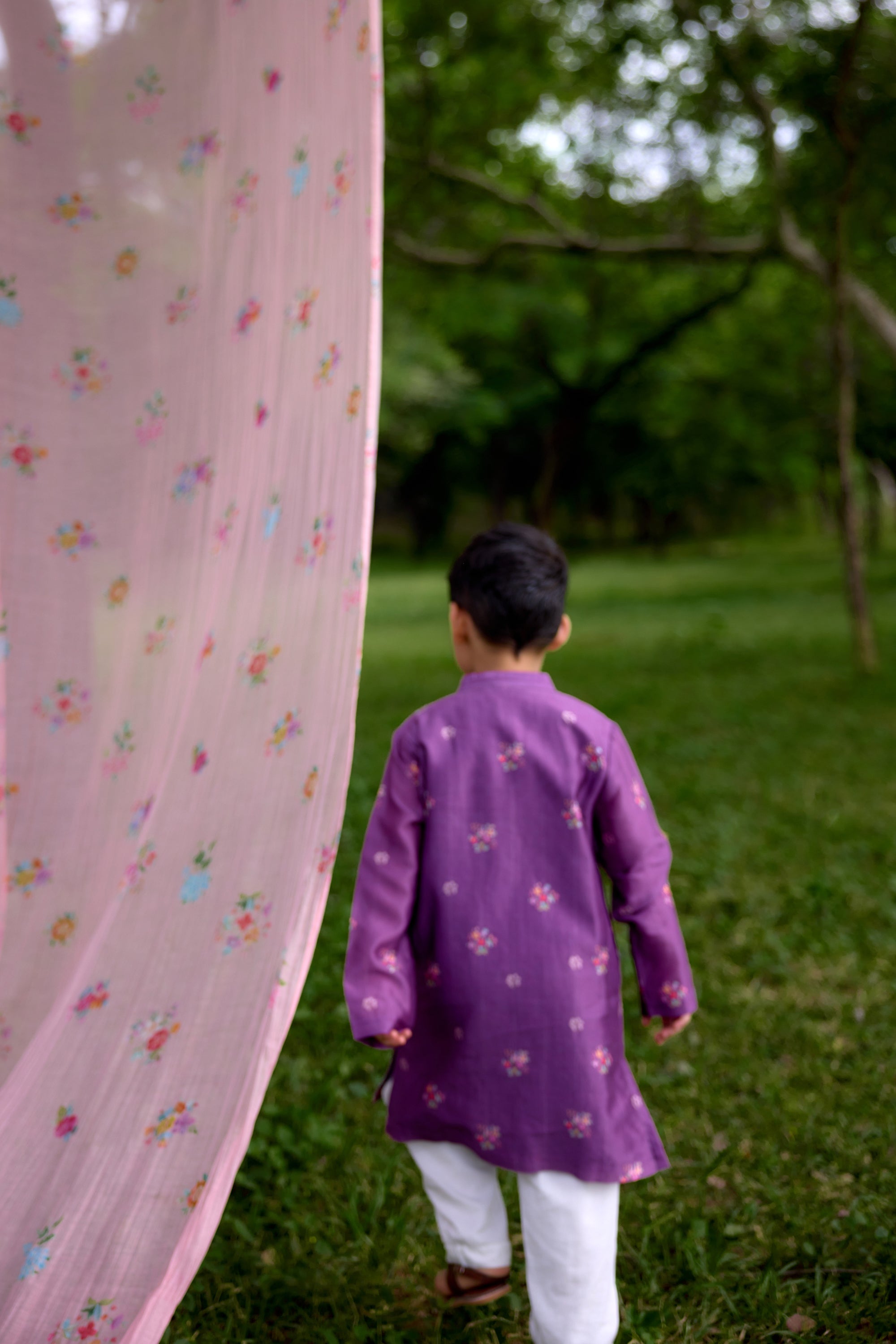 Jaamun Rekh Chitthi Kurta Set