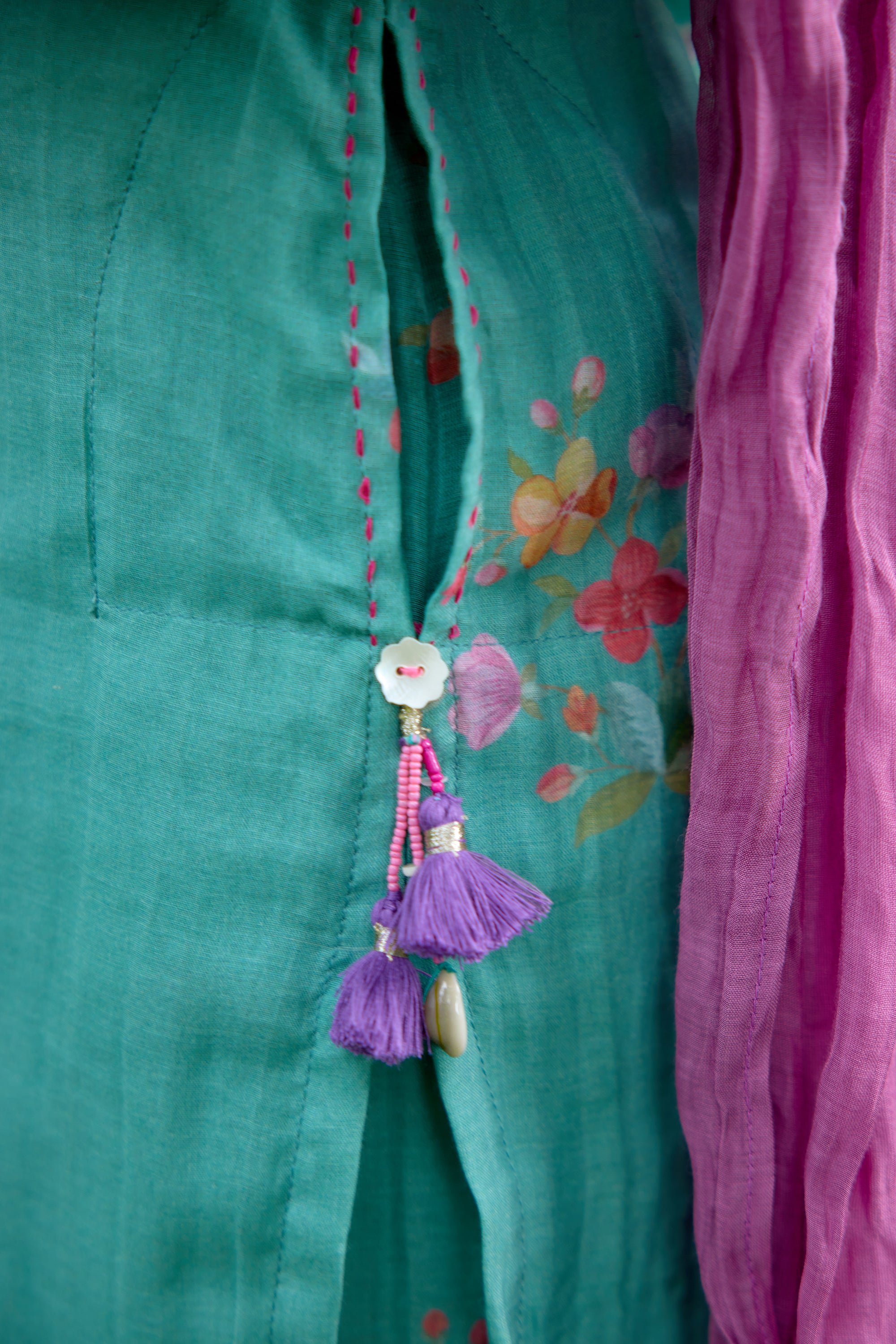 Paan Chitthi Kurta Set