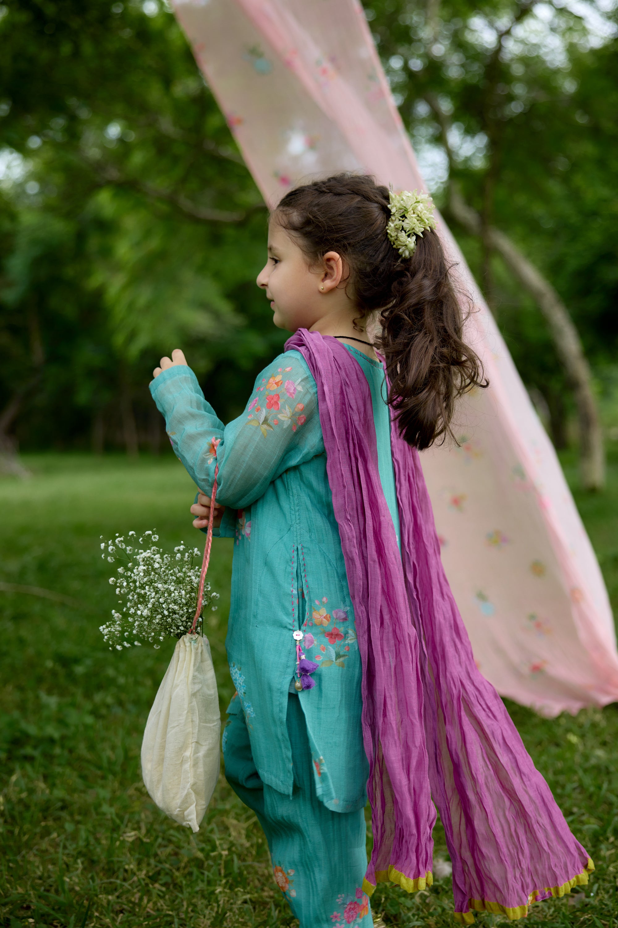 Paan Chitthi Kurta Set