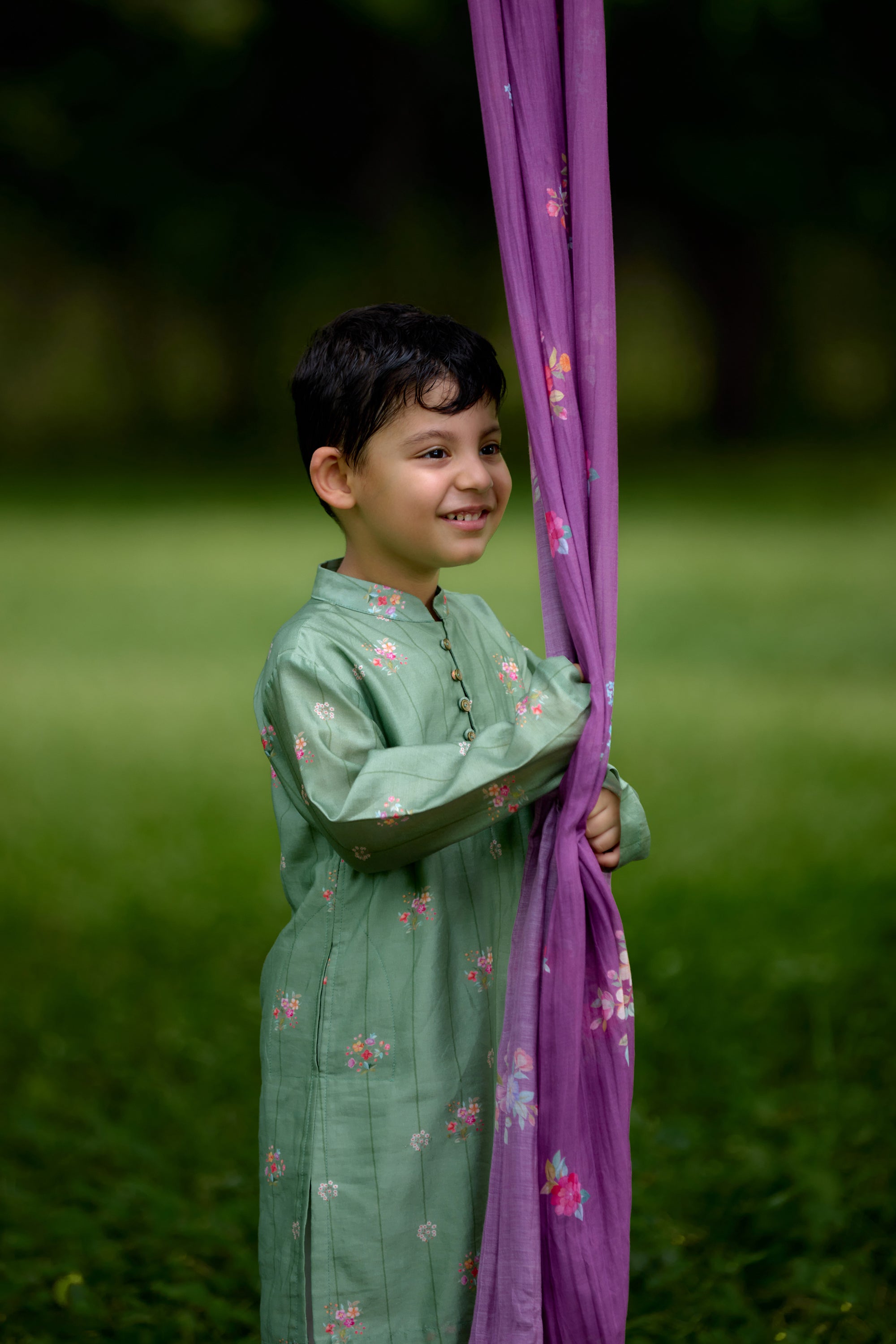 Tulsi Rekh Chitthi Kurta Set