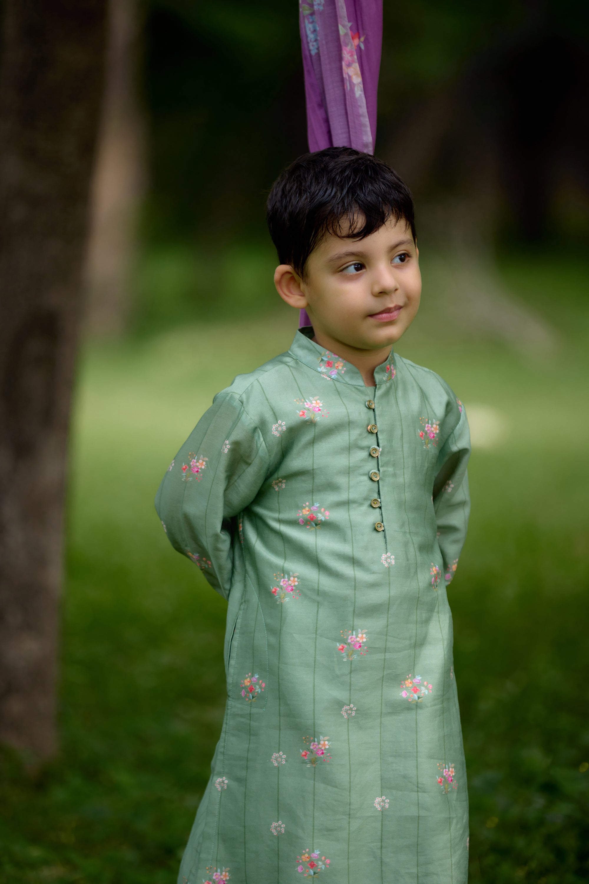 Tulsi Rekh Chitthi Kurta Set