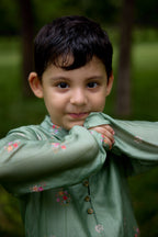 Tulsi Rekh Chitthi Kurta Set