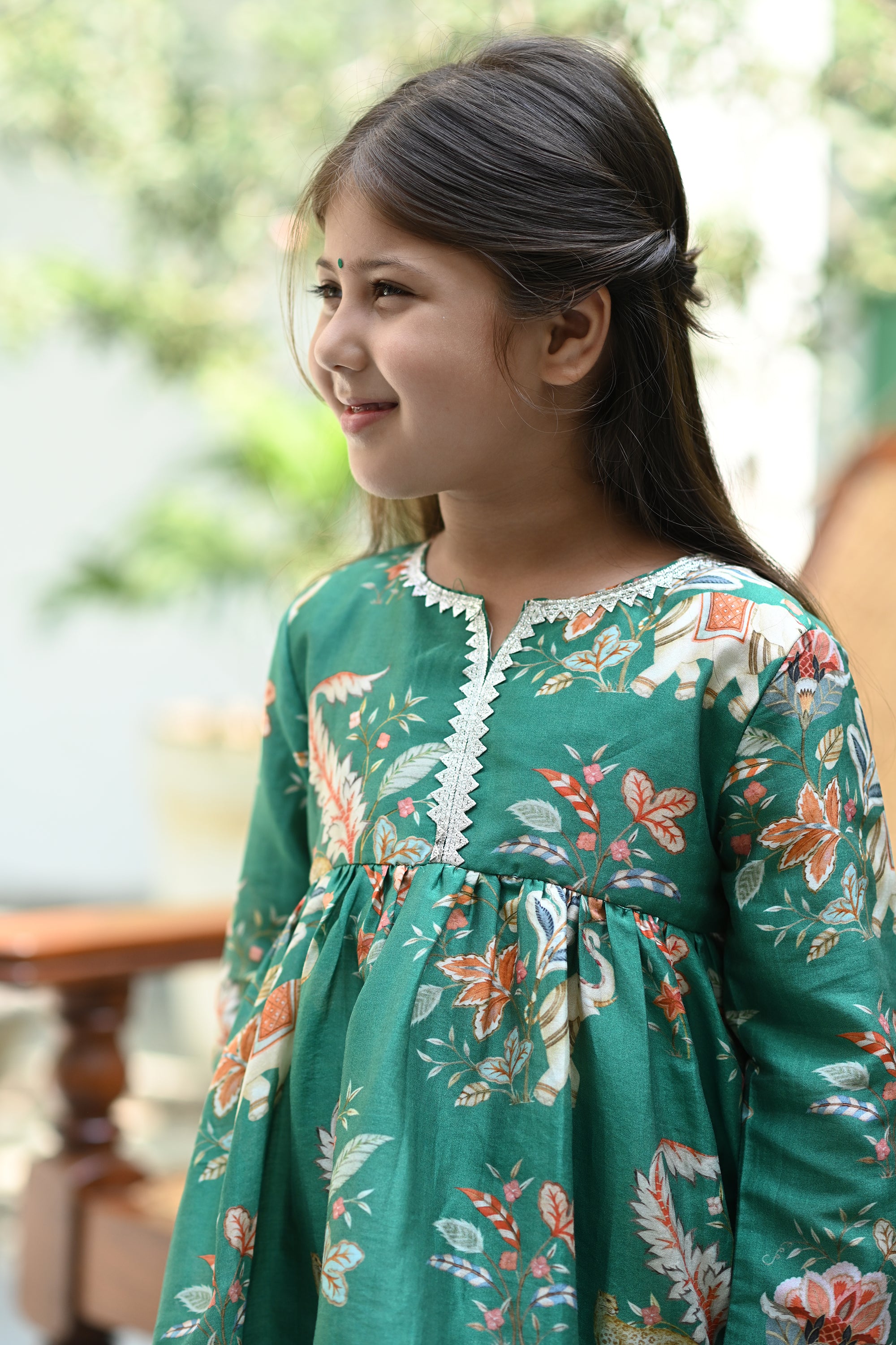 Mahanoor Gharara Set-Forest Green Haathi Chintz