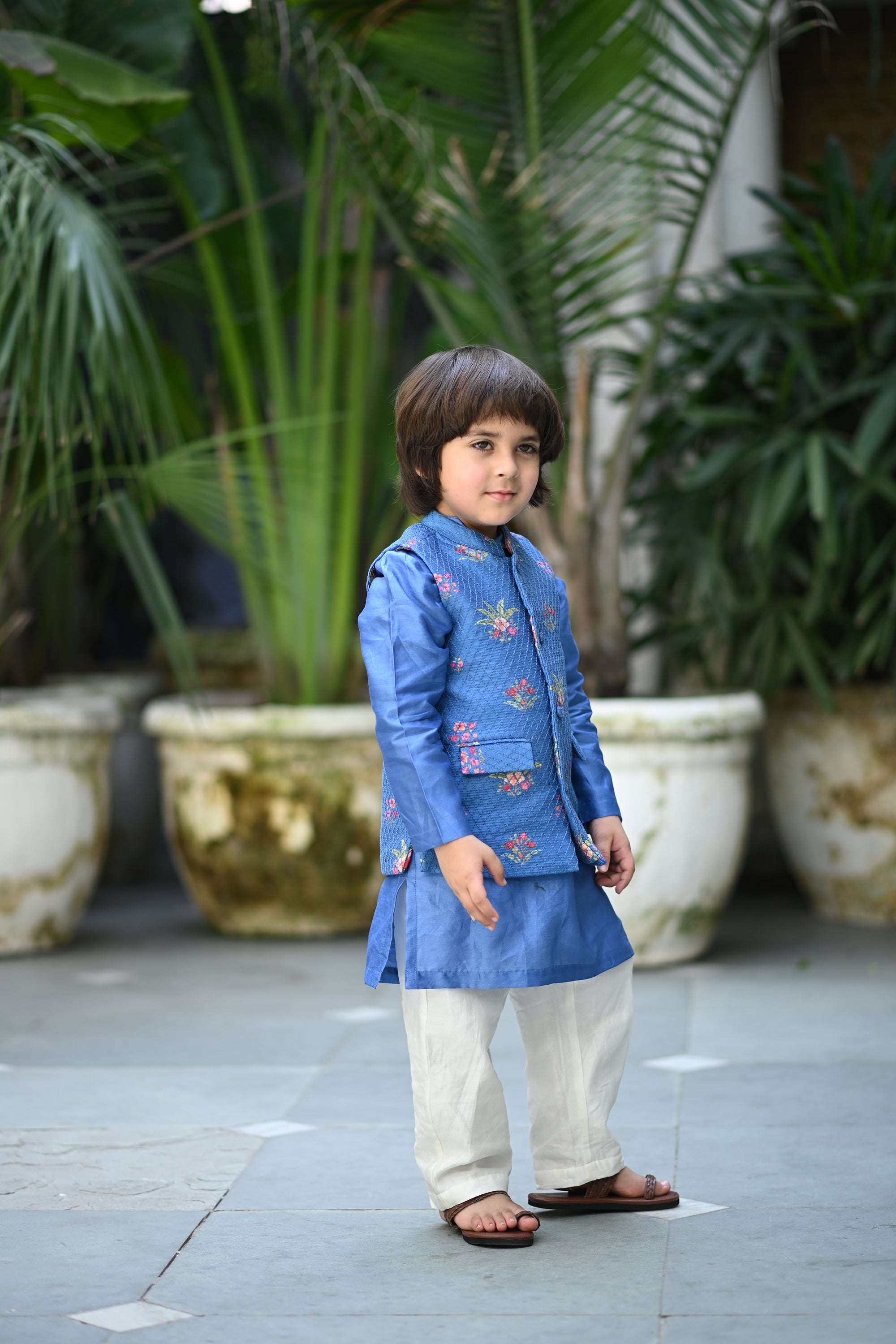 Uday Bandhi Set - Electric Blue Pom Boota