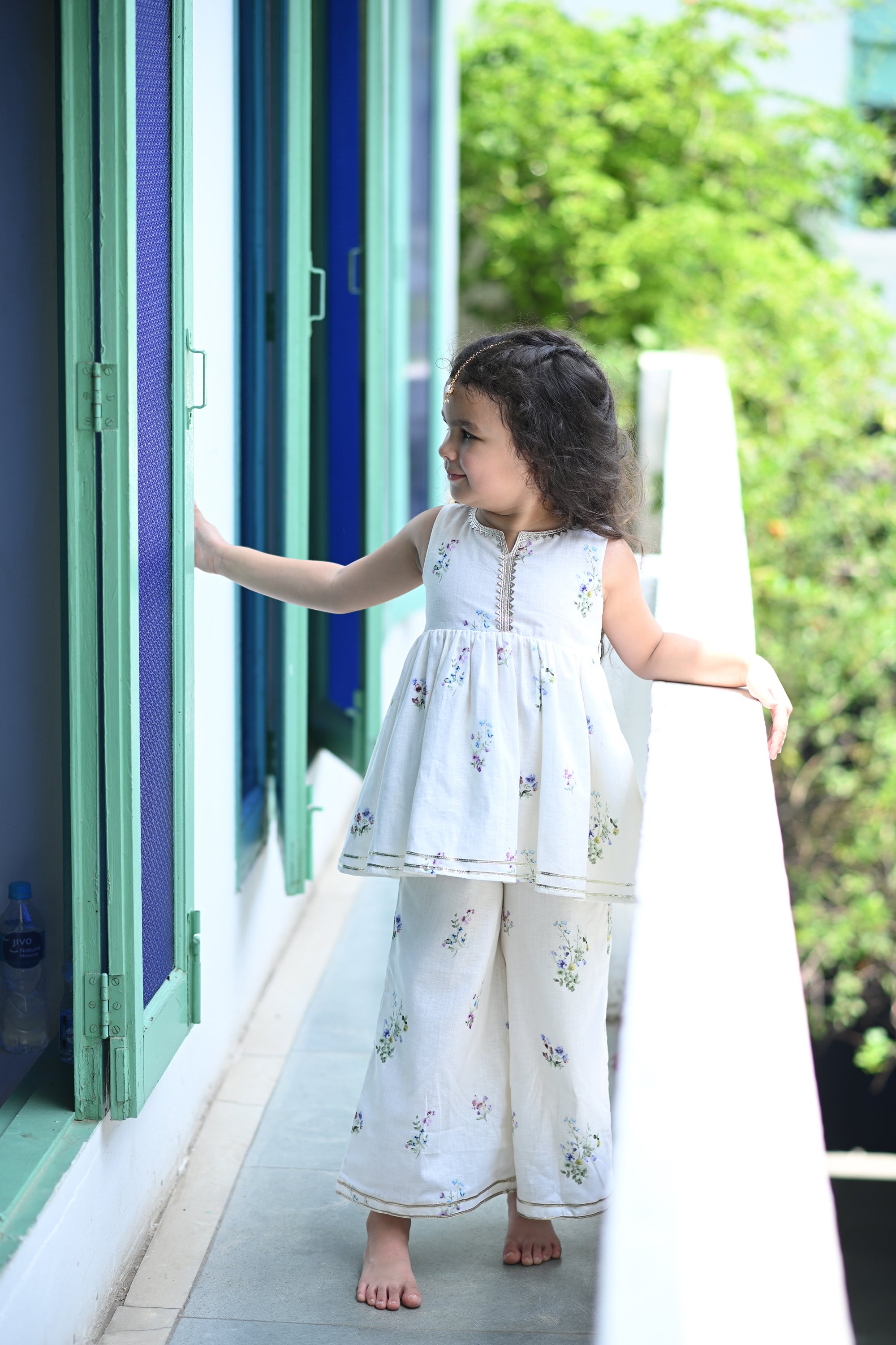 Ira Sharara Set - White Phool Angan