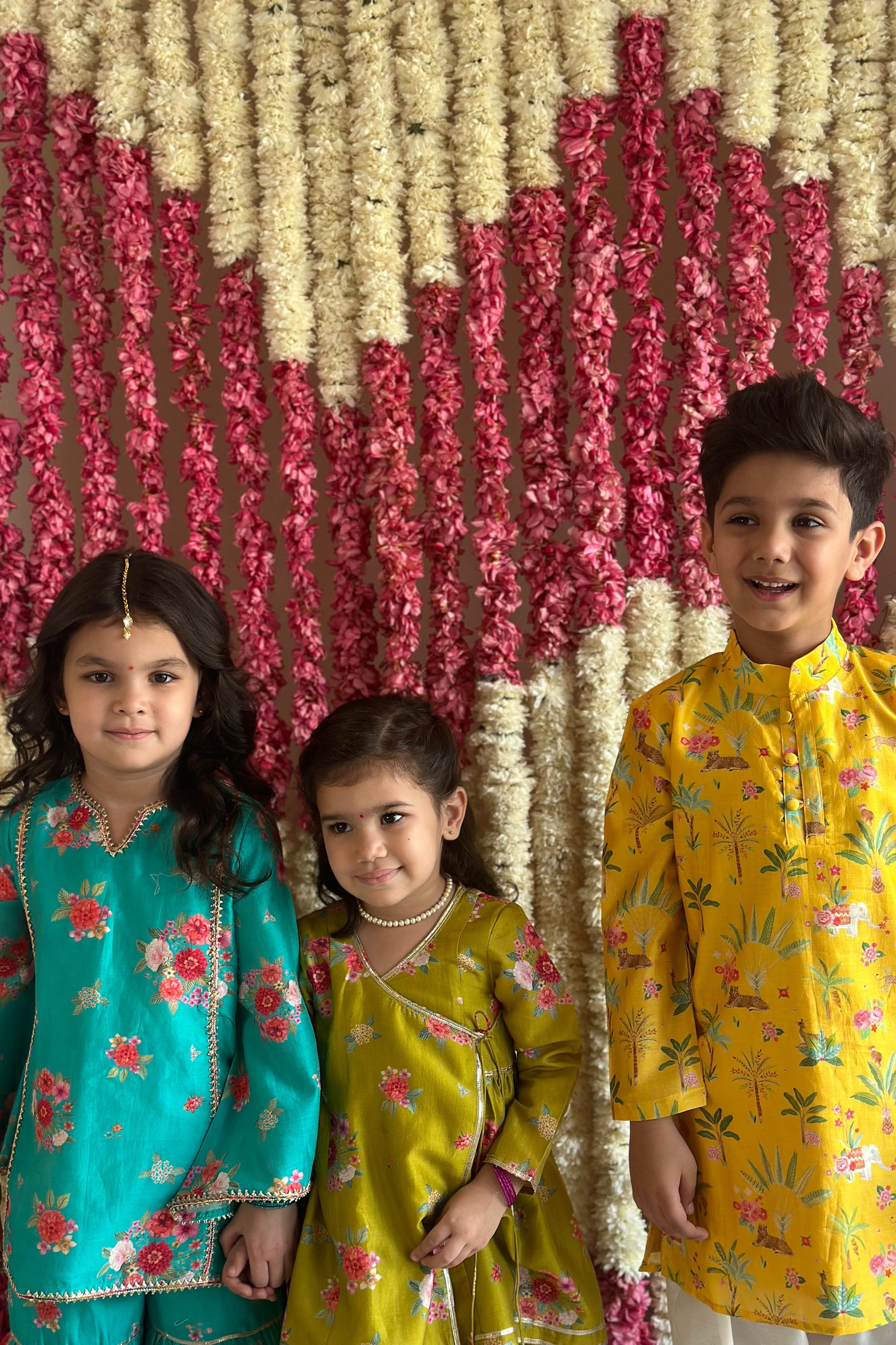 Gul Angrakha  Set - Kiwi Bagh