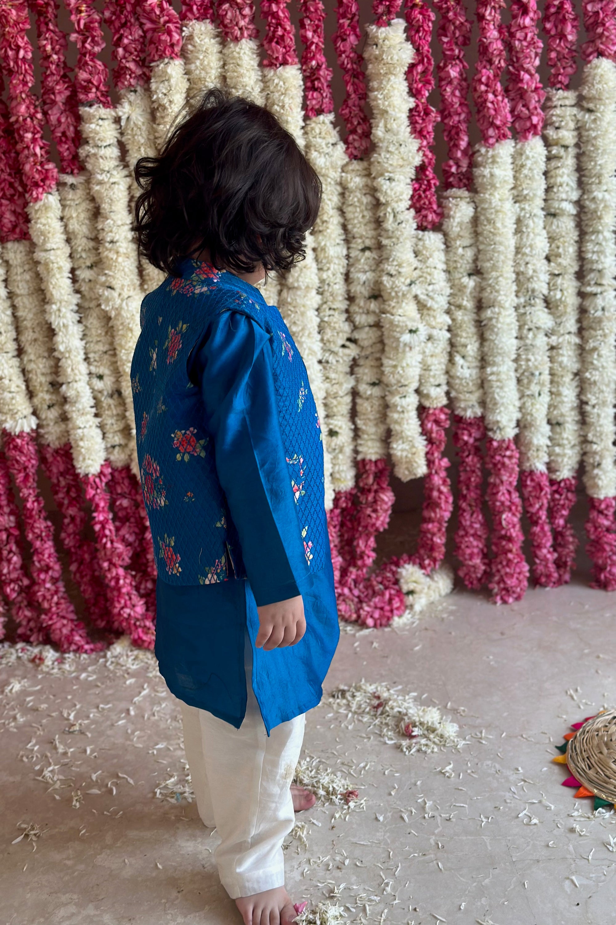 Azai Bandhi Set - Coblat Nishat Bagh