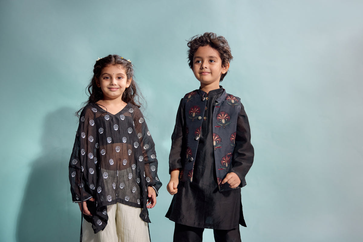 Chaand Chakor Kaftaan Set 001