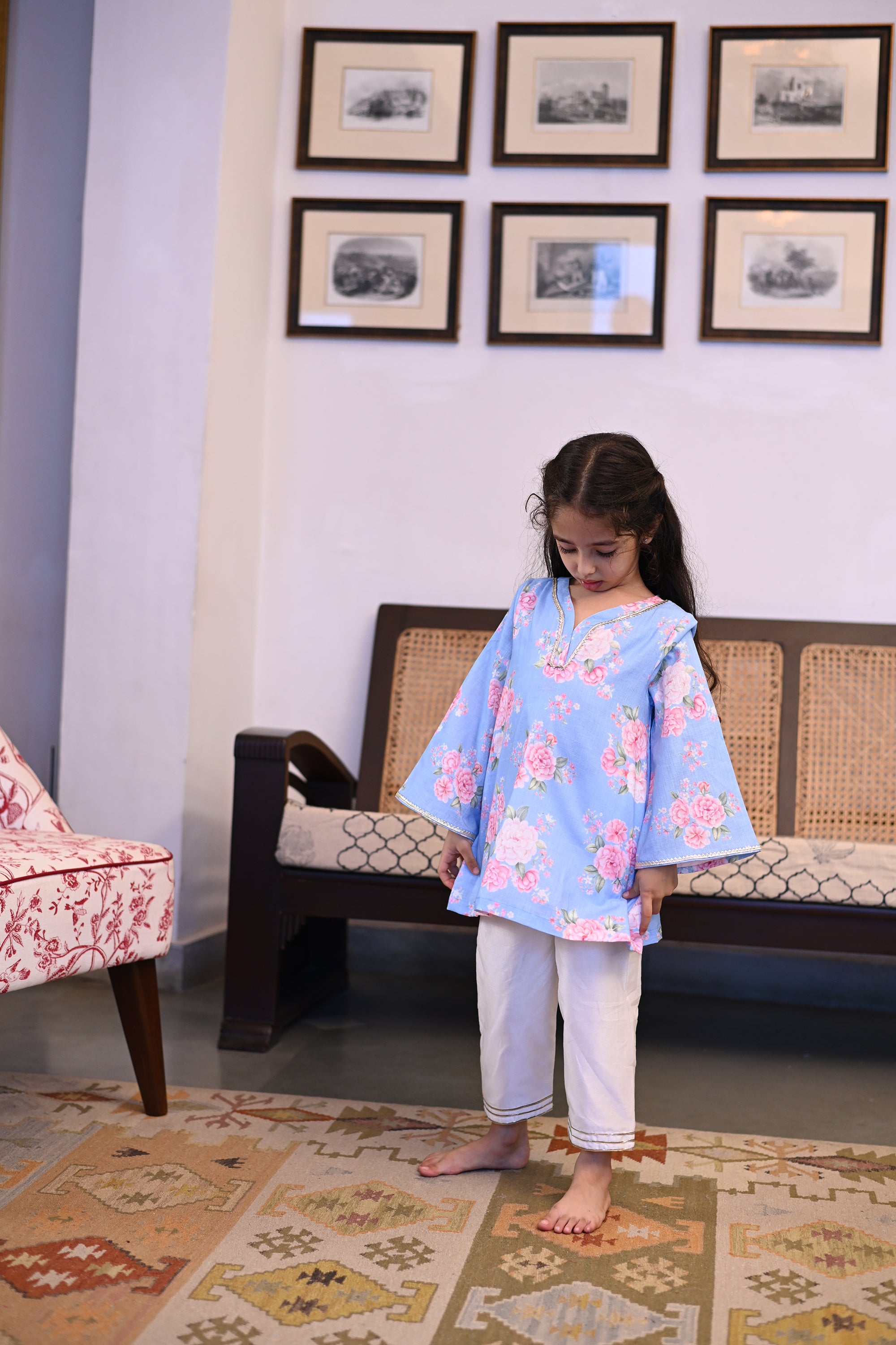 Trisha Set-True Blue Floral Bunch