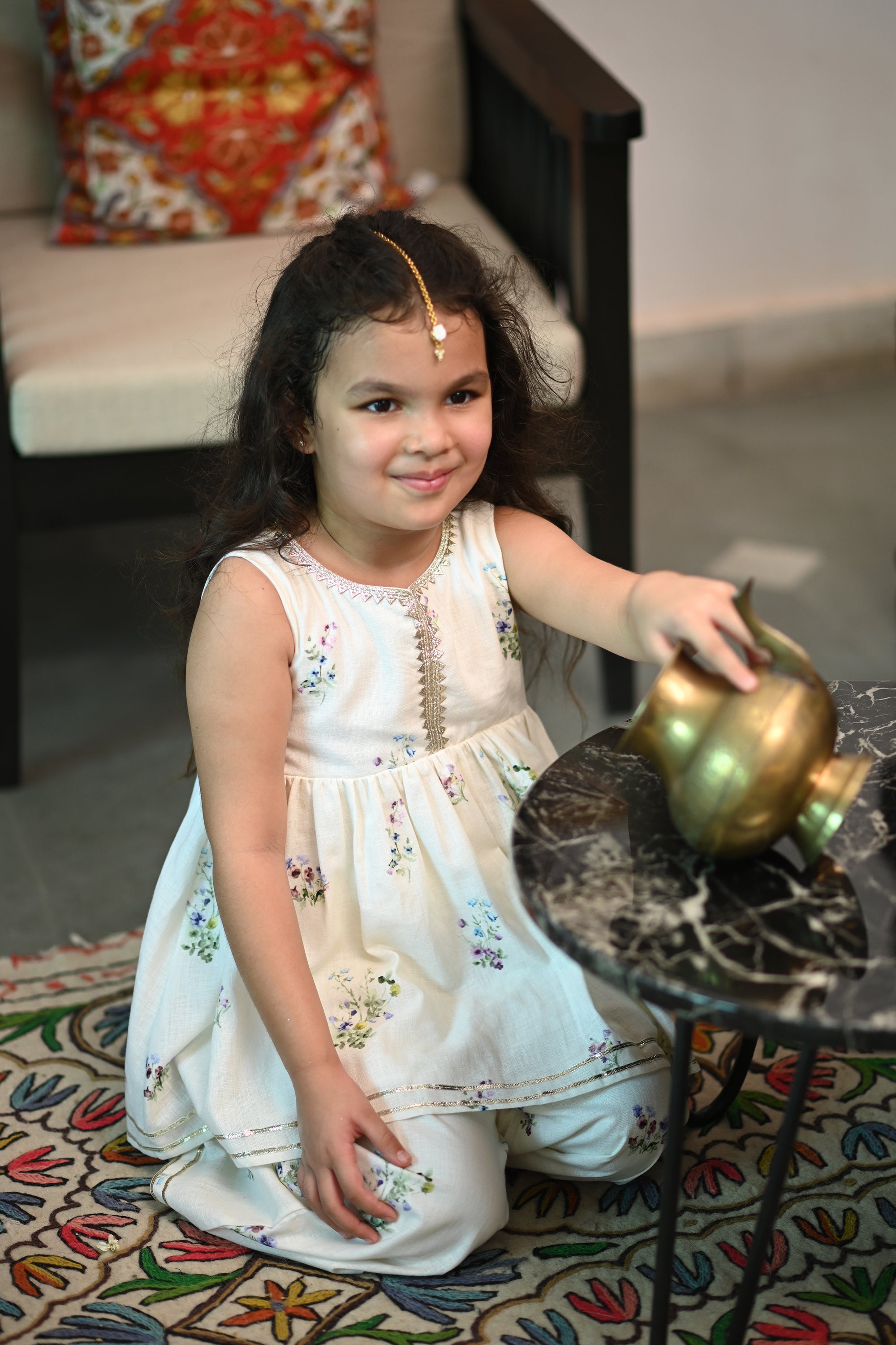Ira Sharara Set - White Phool Angan
