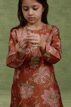 Gur Nahargarh Kurta Set