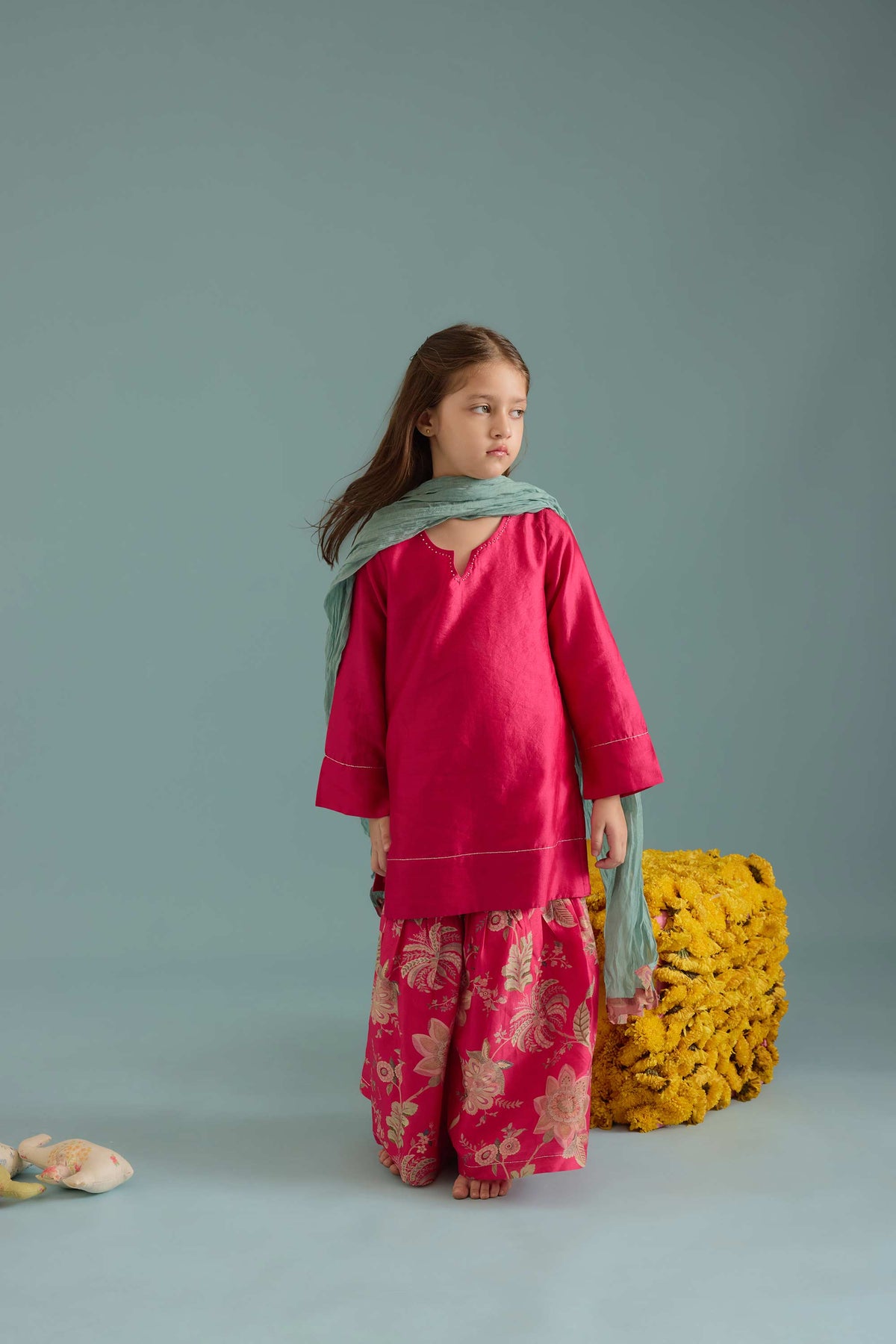 Rani Chandpol Kurta Set
