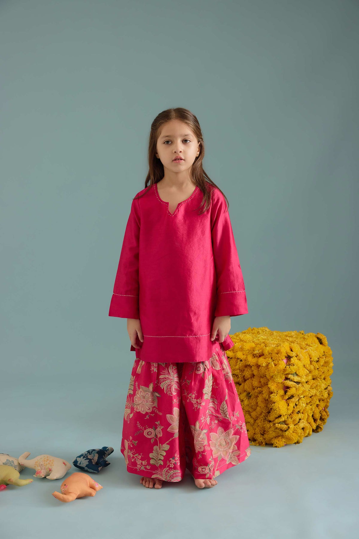 Rani Chandpol Kurta Set