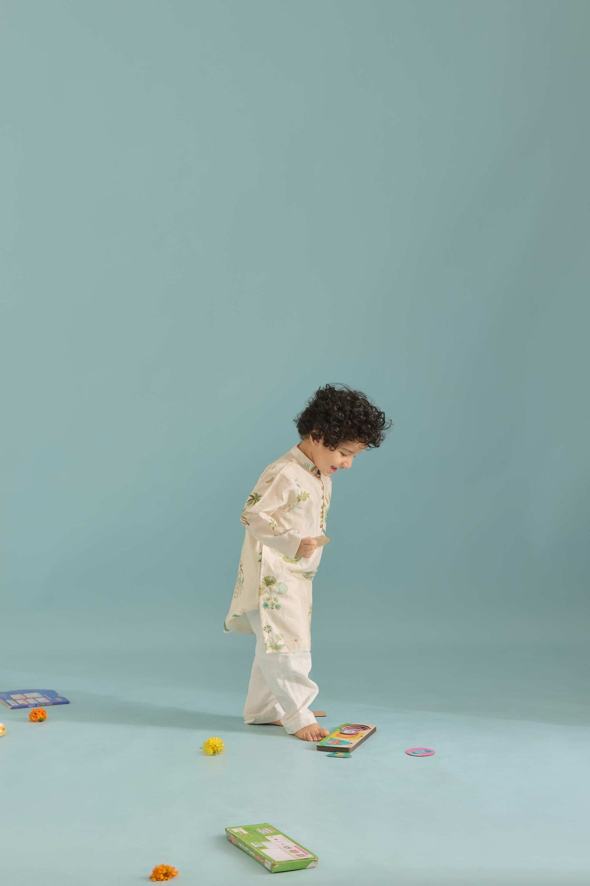 Jasmine Borassus Kurta Set