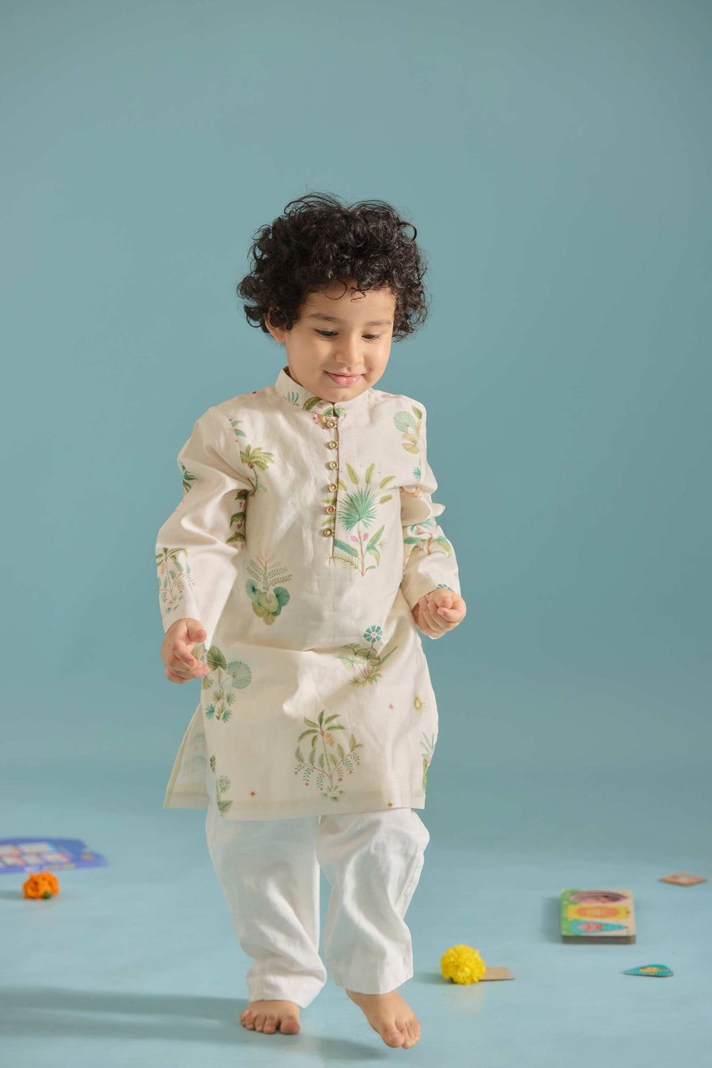 Jasmine Borassus Kurta Set