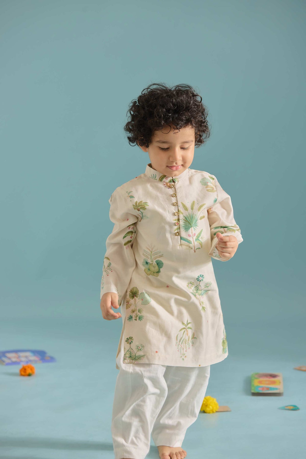 Jasmine Borassus Kurta Set