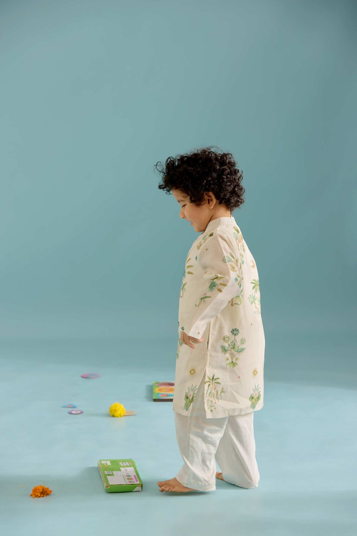 Jasmine Borassus Kurta Set