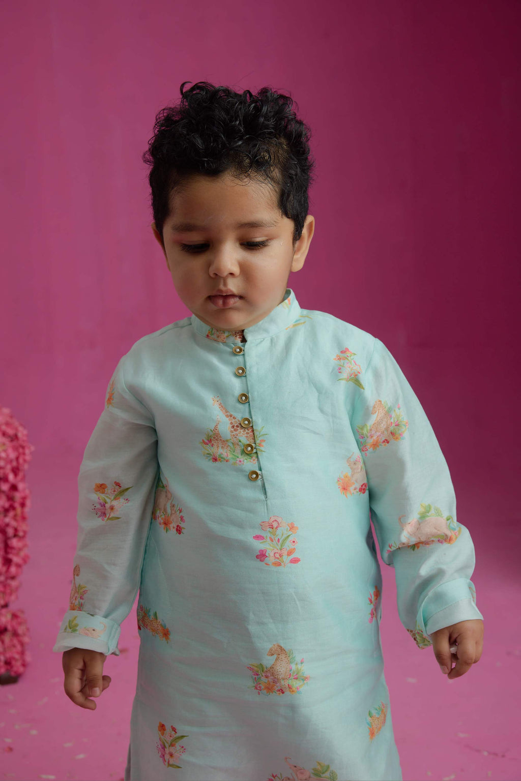 Ambar Ambari Kurta Set