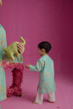 Ambar Ambari Kurta Set