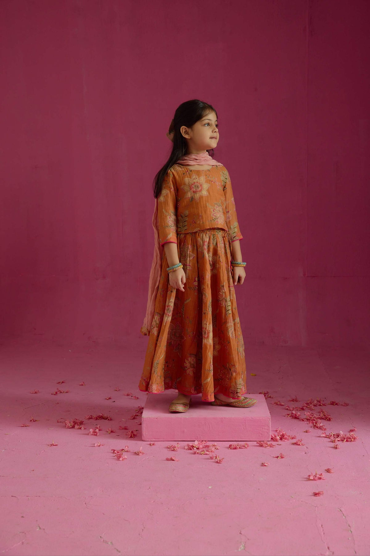 Gur Samode Lehenga Set