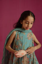 Neer Nahar Kurta Set