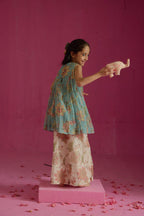 Neer Nahar Kurta Set